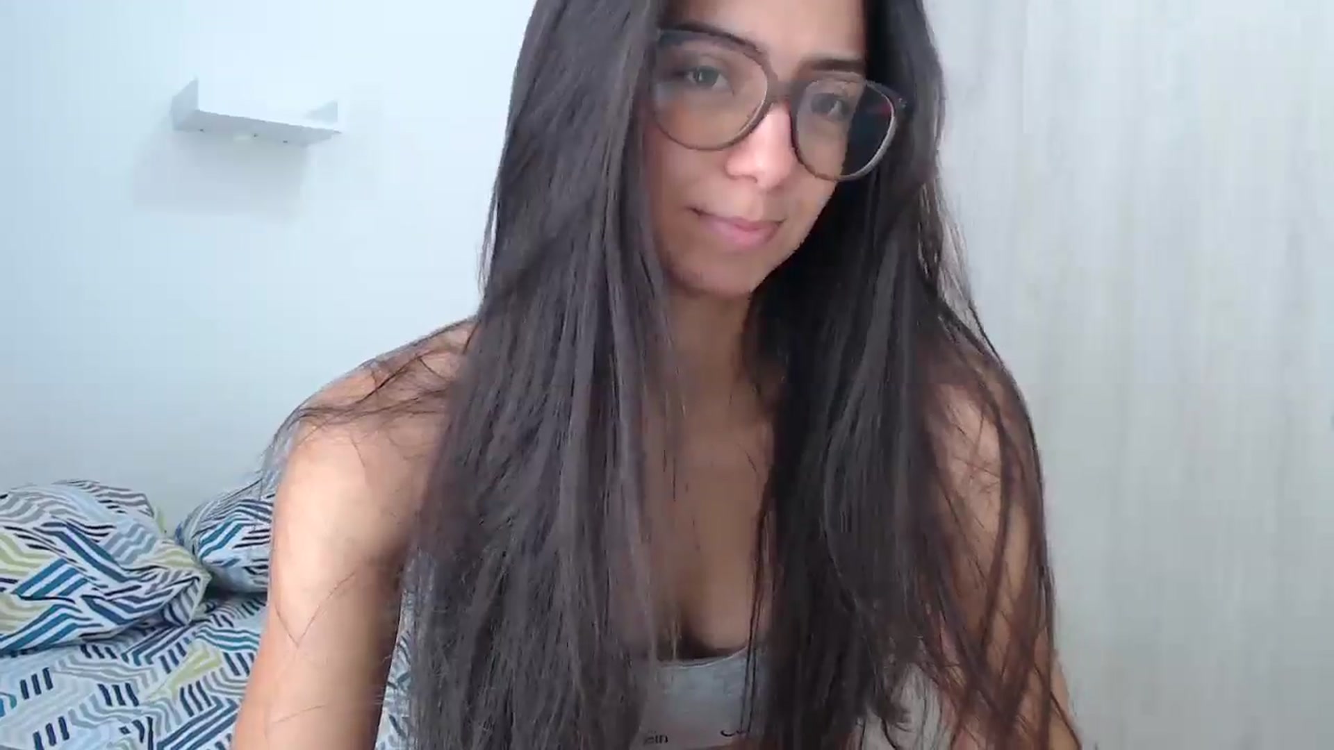 Gallery image thumbnail from Luna_Vargas's myfreecams stream on, 08/18/2025, 15:50 image 16 of 20