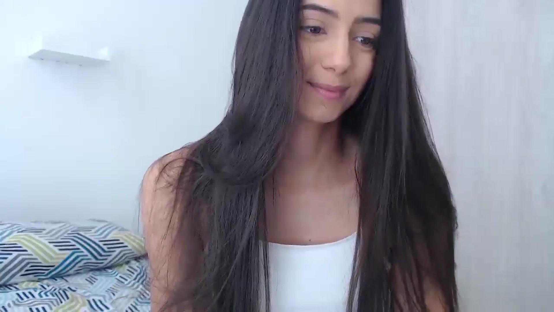 Gallery image thumbnail from Luna_Vargas's myfreecams stream on, 09/08/2025, 16:04 image 7 of 20