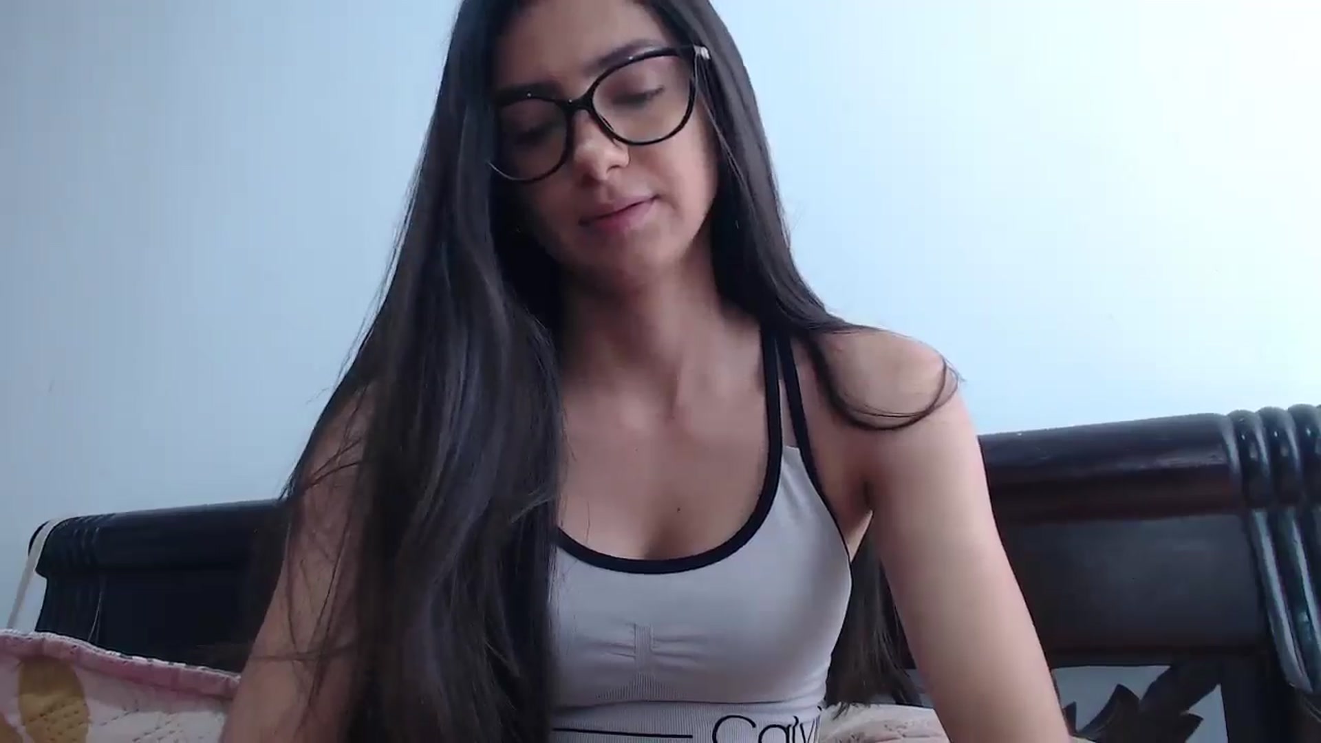 Gallery image thumbnail from Luna_Vargas's myfreecams stream on, 12/03/2025, 15:34 image 18 of 20