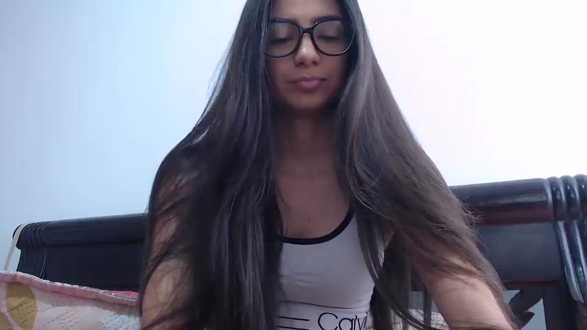 Gallery image thumbnail from Luna_Vargas's myfreecams stream on, 12/03/2025, 15:34 image 6 of 20