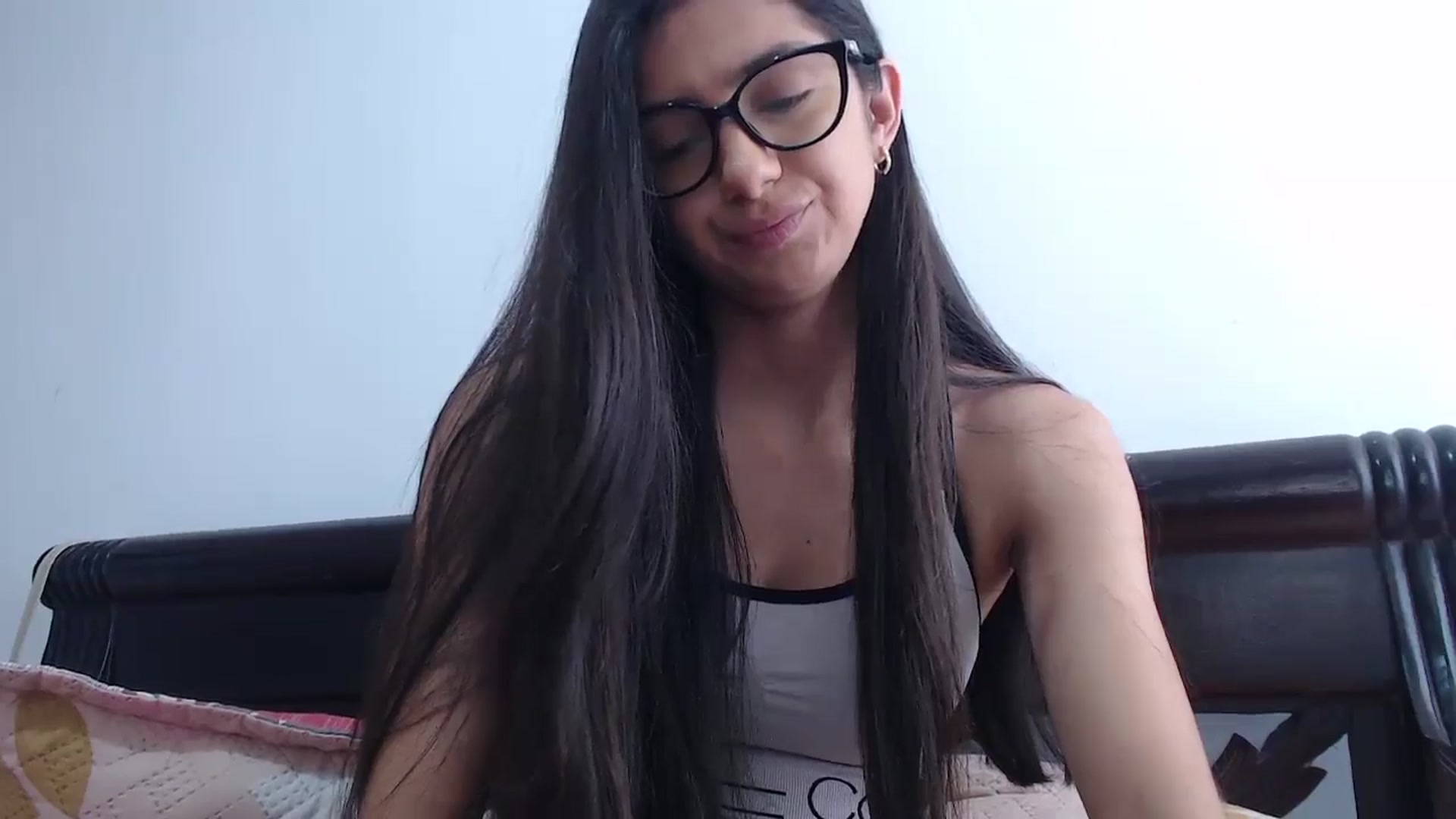 Gallery image thumbnail from Luna_Vargas's myfreecams stream on, 12/03/2025, 15:34 image 12 of 20