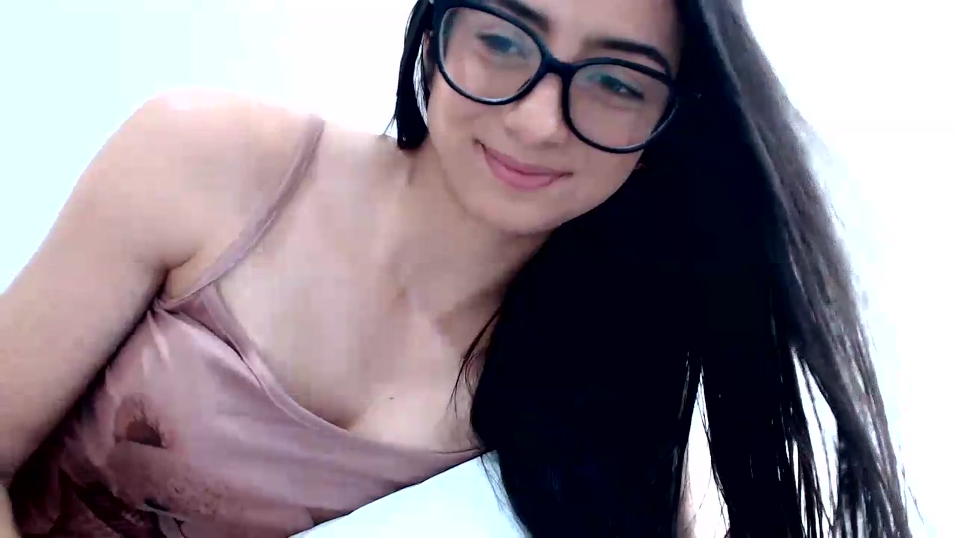 Gallery image thumbnail from Luna_Vargas's myfreecams stream on, 06/30/2026, 18:52 image 11 of 20