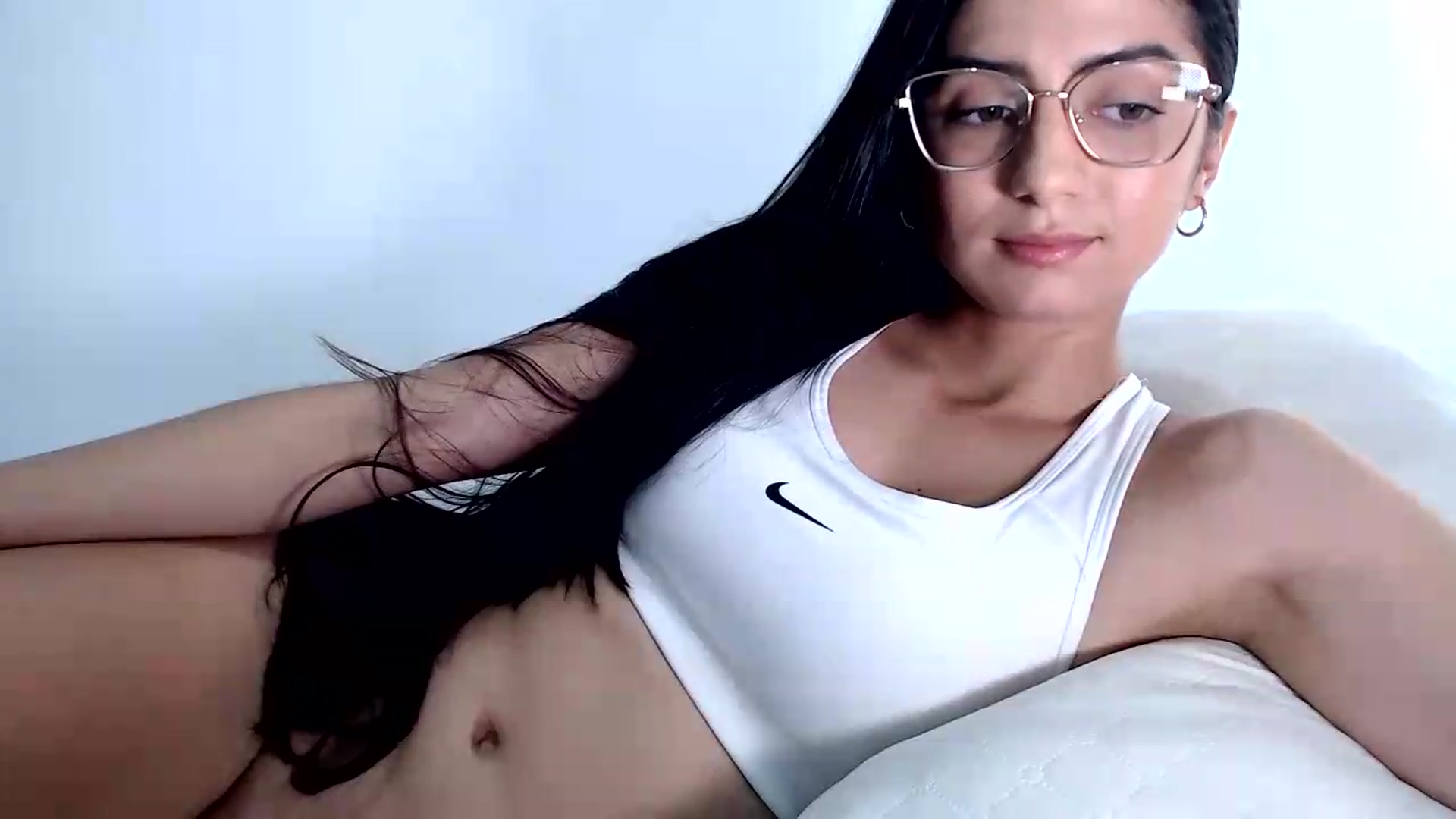 Gallery image thumbnail from Luna_Vargas's myfreecams stream on, 08/01/2026, 18:15 image 19 of 20