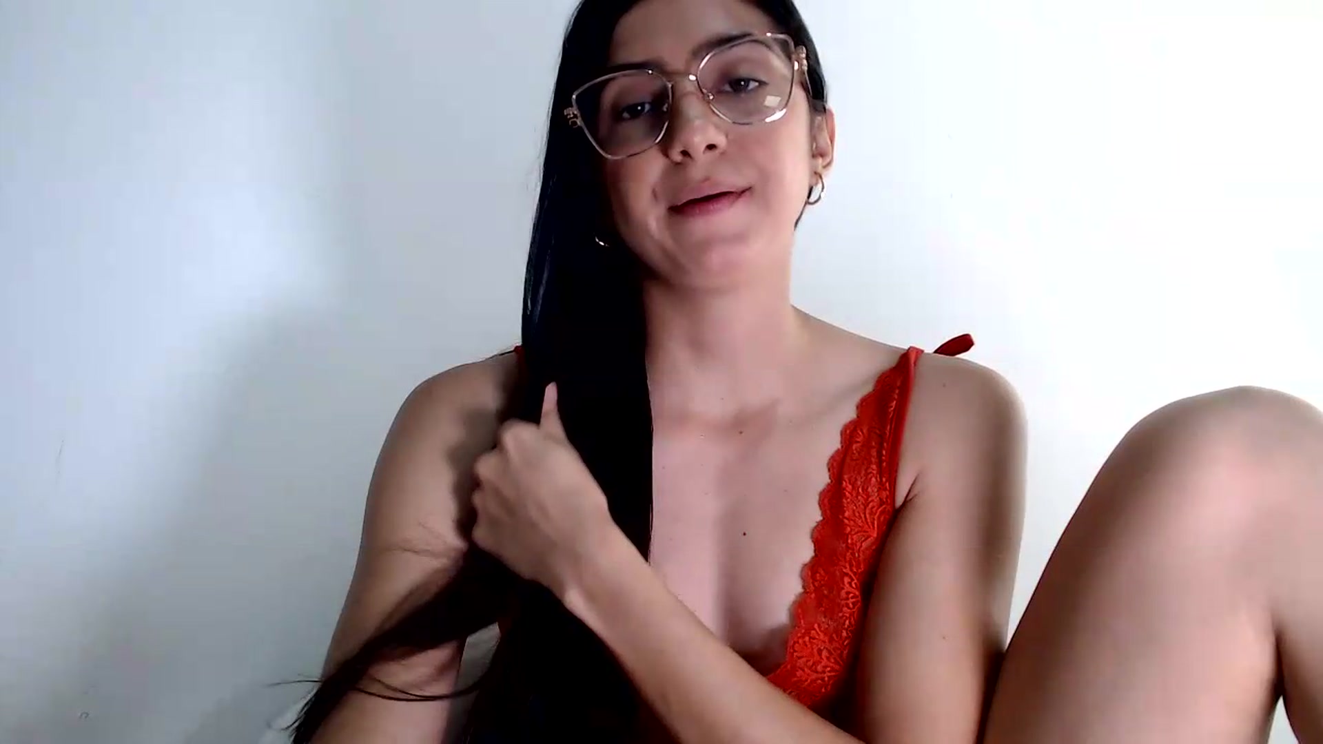 Gallery image thumbnail from Luna_Vargas's myfreecams stream on, 08/15/2026, 17:46 image 8 of 20