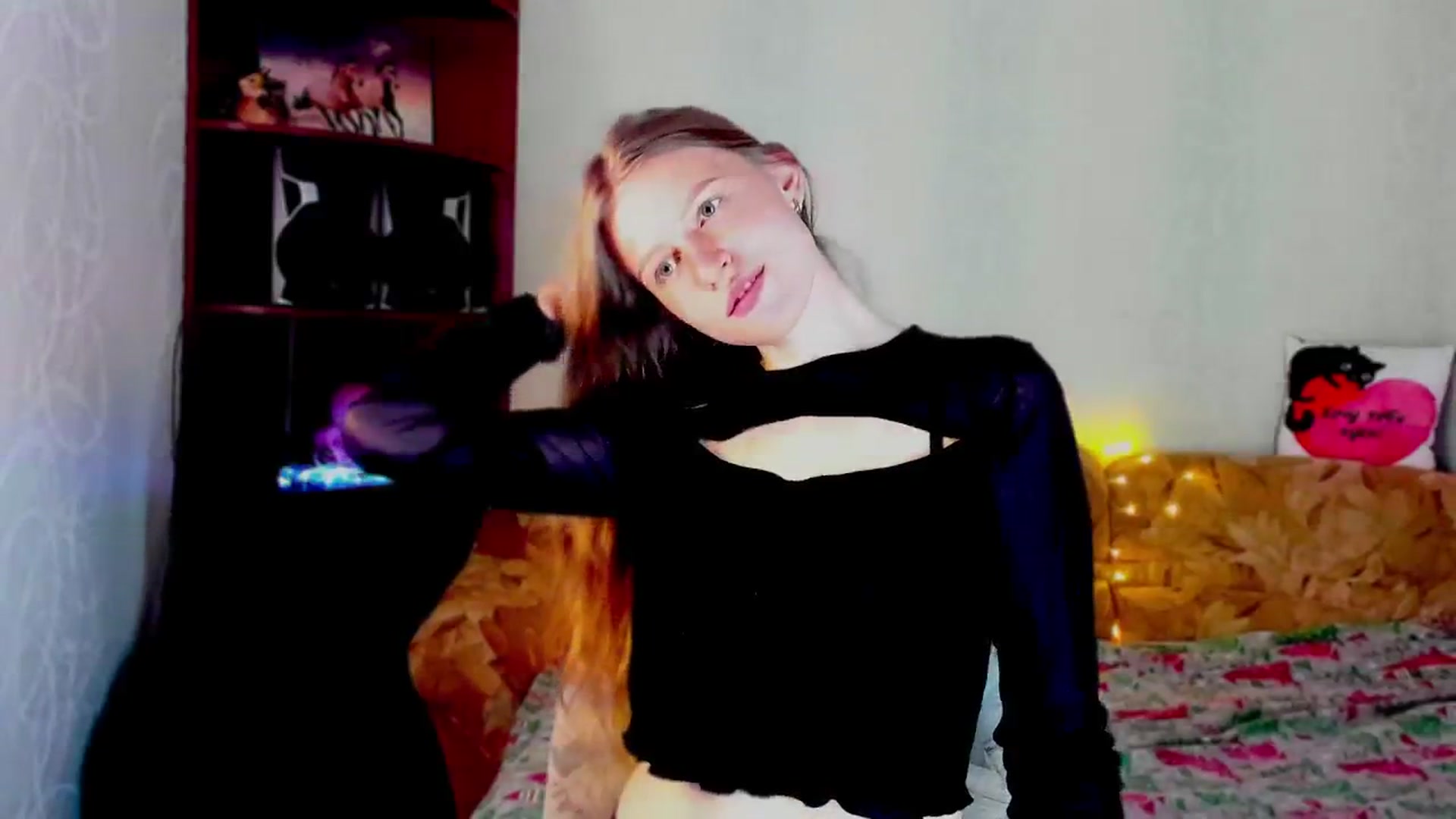 Gallery image thumbnail from Luna_evan's myfreecams stream on, 05/21/2025, 09:45 image 2 of 20