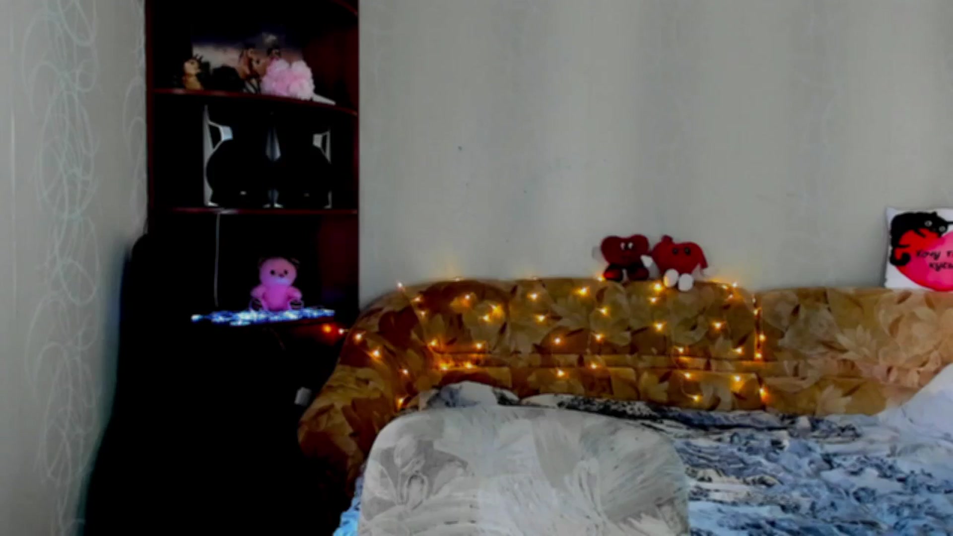 Gallery image thumbnail from Luna_evan's myfreecams stream on, 06/02/2025, 13:22 image 13 of 20