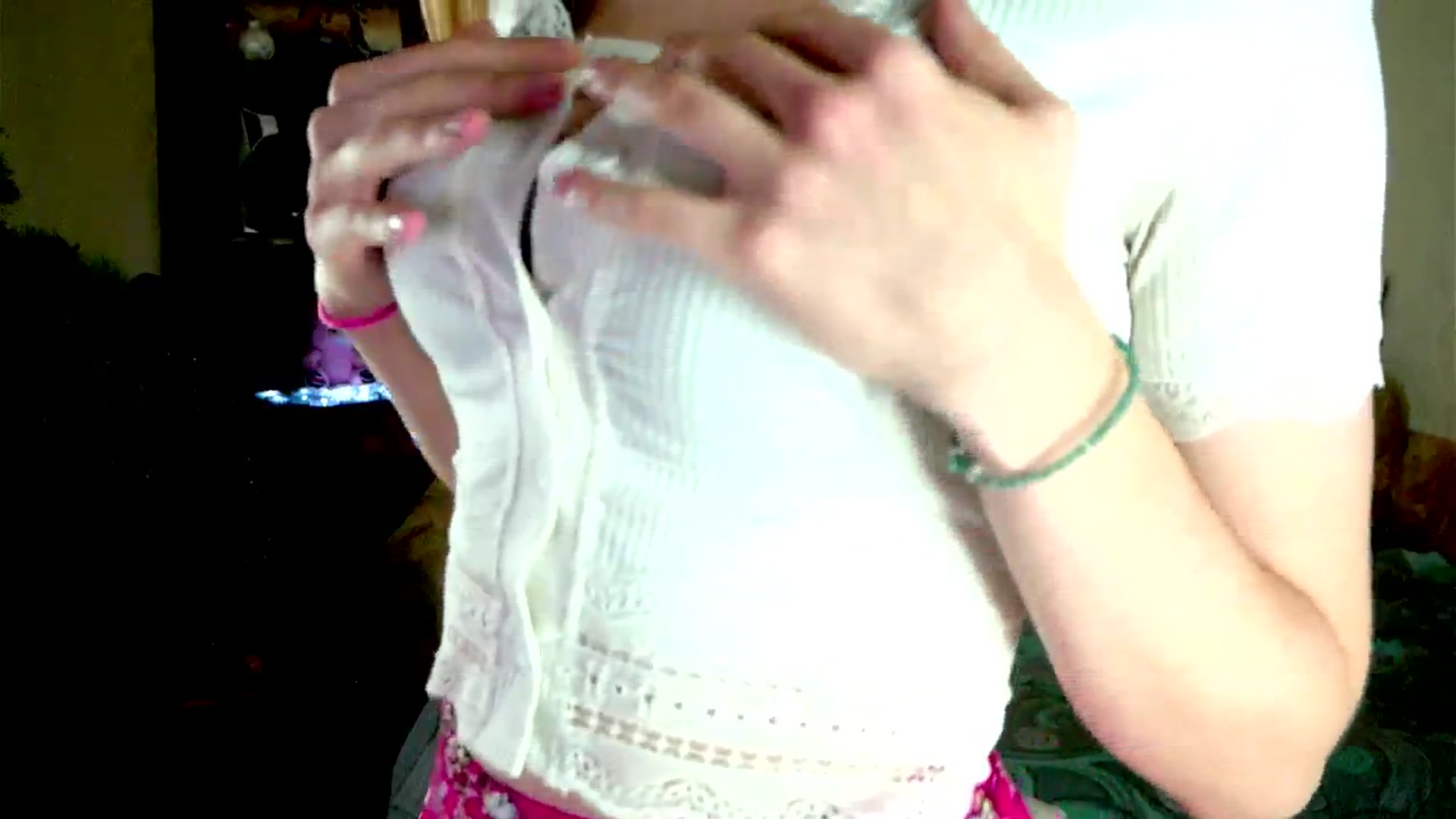 Gallery image thumbnail from Luna_evan's myfreecams stream on, 01/08/2026, 10:57 image 20 of 20