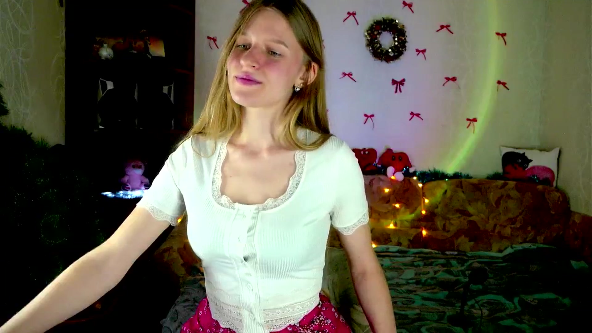 Gallery image thumbnail from Luna_evan's myfreecams stream on, 01/08/2026, 10:57 image 4 of 20