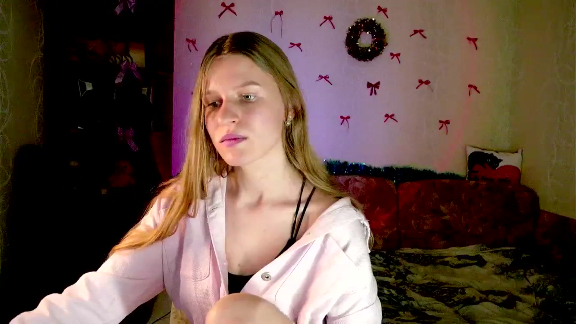 Gallery image thumbnail from Luna_evan's myfreecams stream on, 01/26/2026, 15:44 image 10 of 20