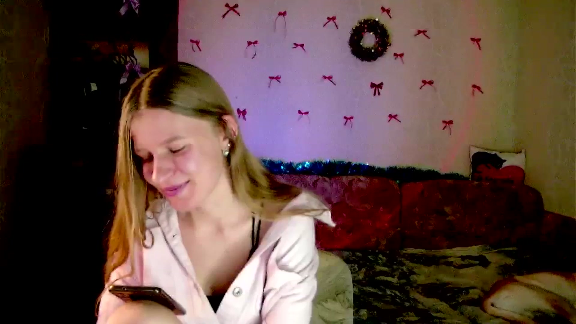 Gallery image thumbnail from Luna_evan's myfreecams stream on, 01/26/2026, 15:44 image 16 of 20