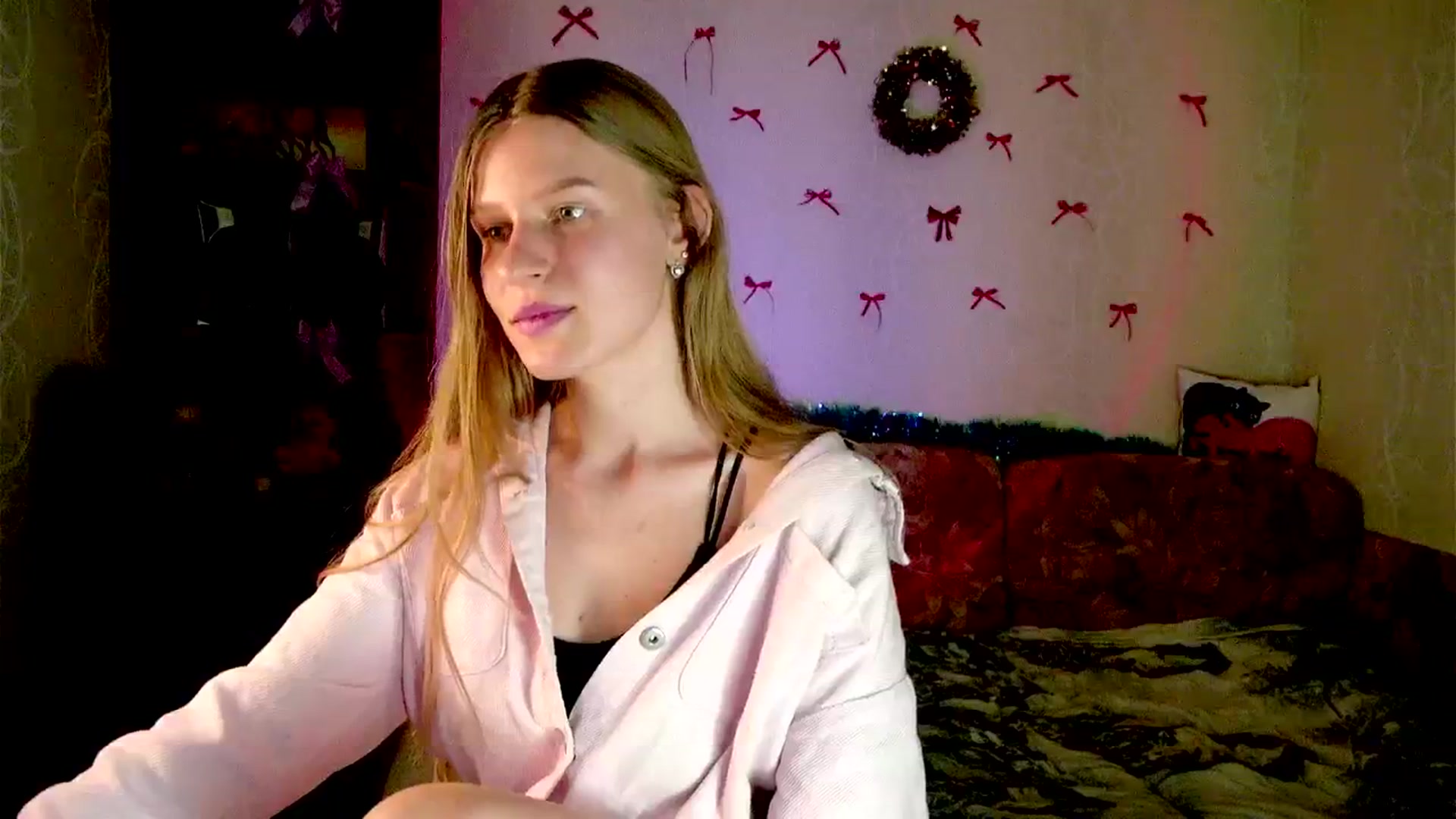 Gallery image thumbnail from Luna_evan's myfreecams stream on, 01/26/2026, 15:44 image 9 of 20