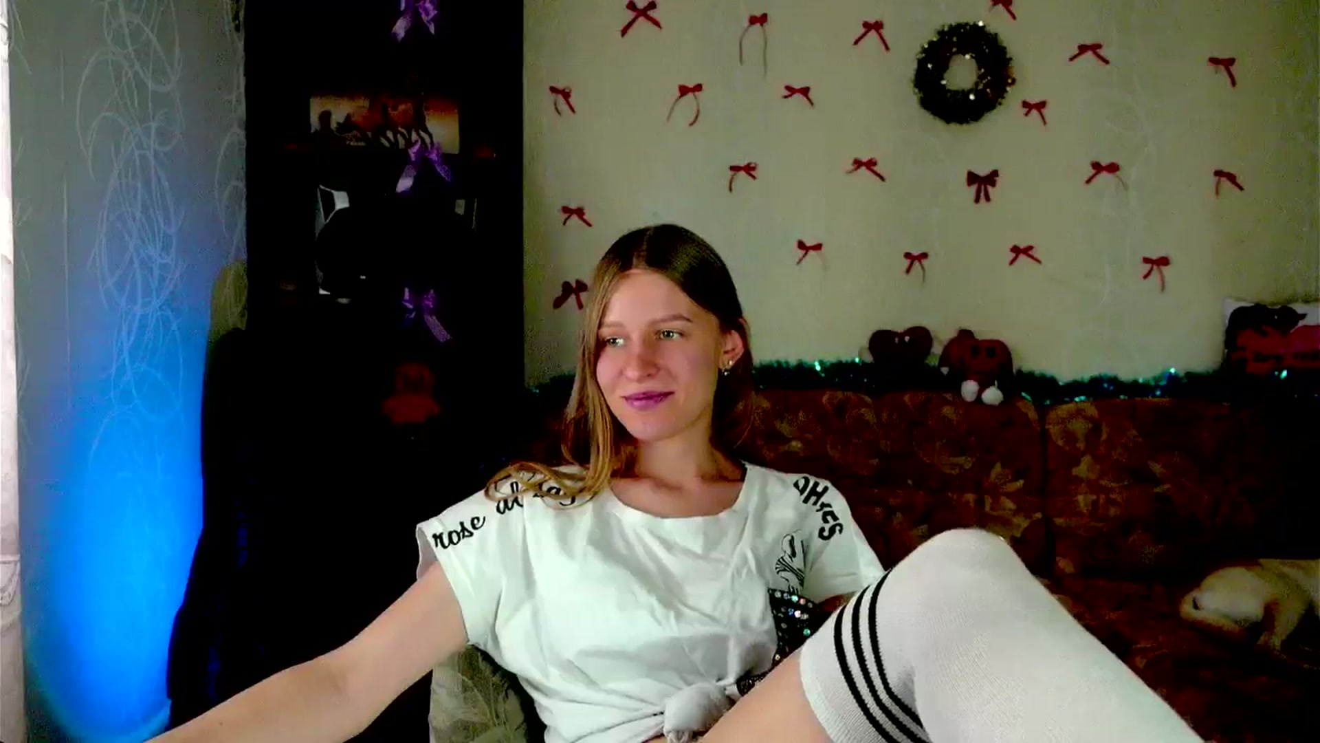 Gallery image thumbnail from Luna_evan's myfreecams stream on, 01/27/2026, 11:52 image 17 of 20