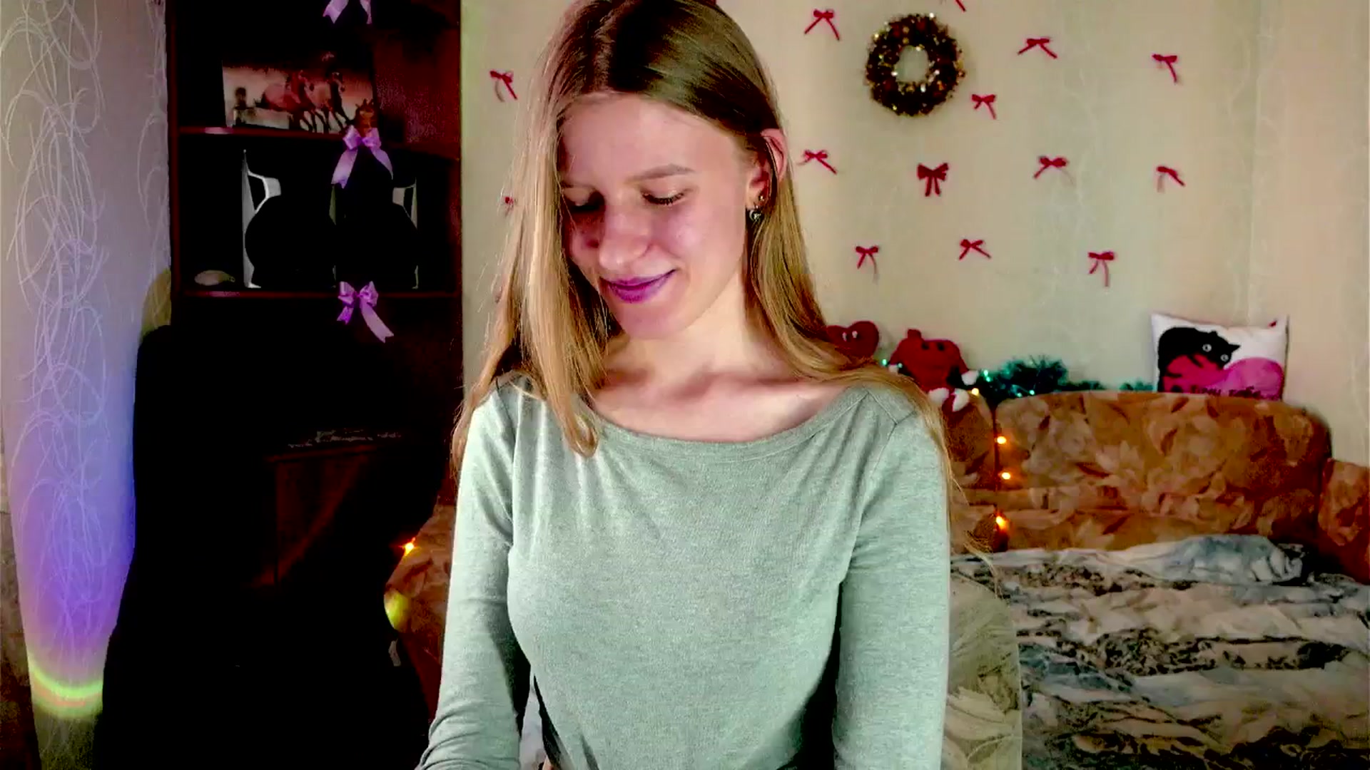 Gallery image thumbnail from Luna_evan's myfreecams stream on, 02/02/2026, 11:35 image 4 of 20