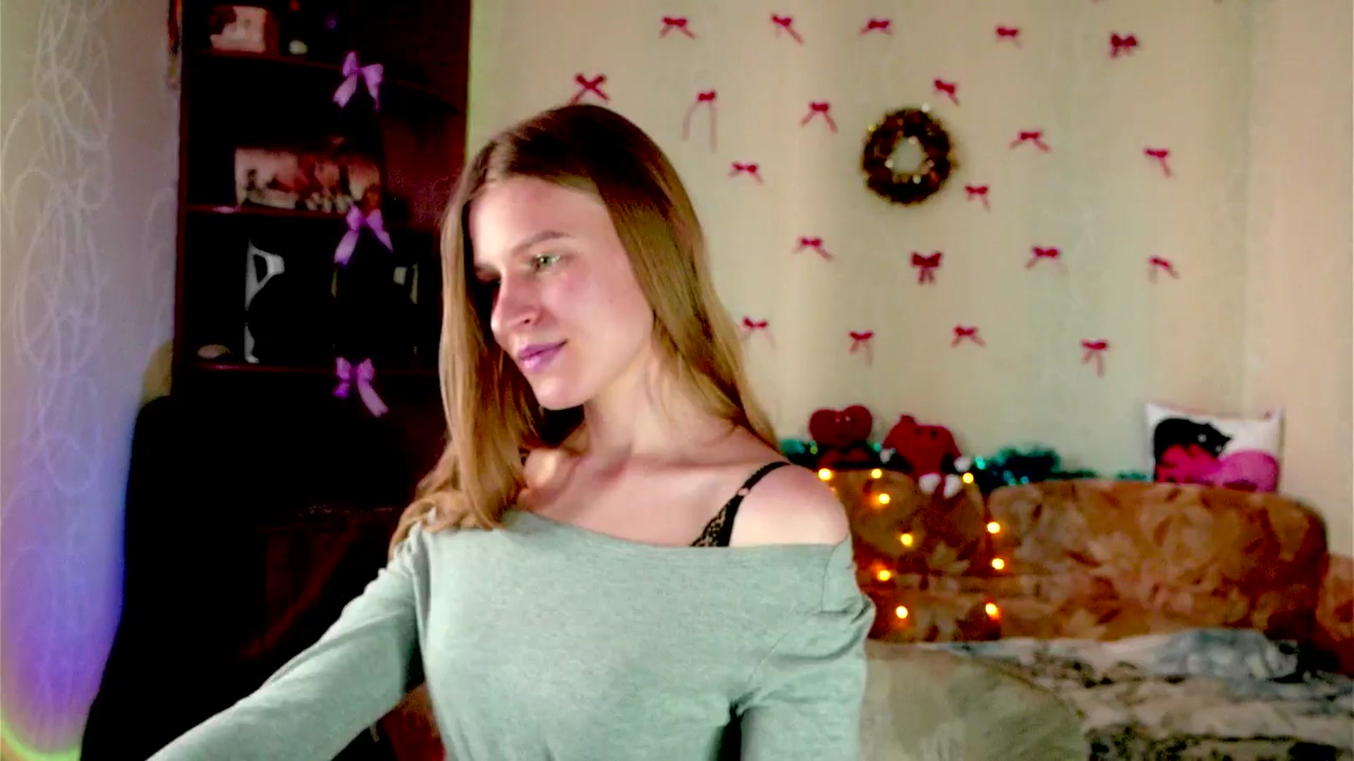 Gallery image thumbnail from Luna_evan's myfreecams stream on, 02/02/2026, 11:35 image 12 of 20