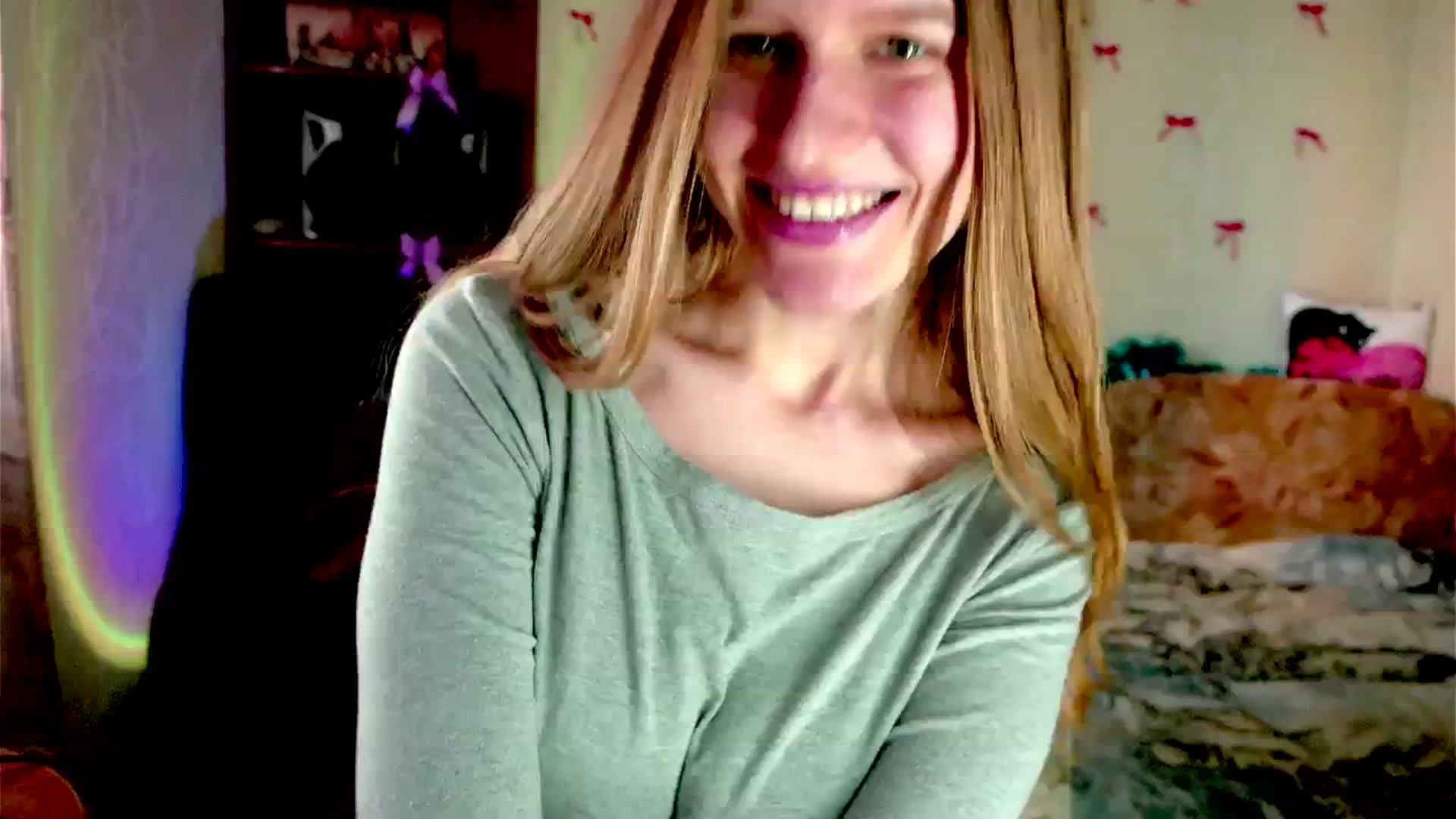 Gallery image thumbnail from Luna_evan's myfreecams stream on, 02/02/2026, 12:56 image 4 of 20