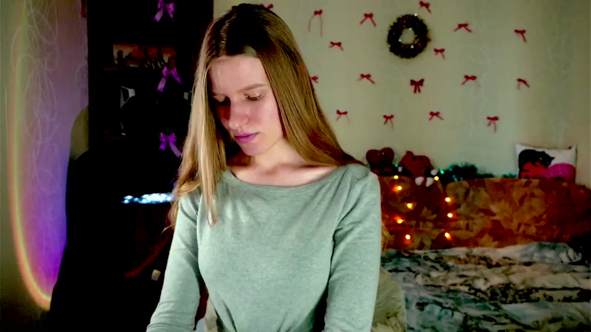 Gallery image thumbnail from Luna_evan's myfreecams stream on, 02/02/2026, 13:32 image 5 of 20