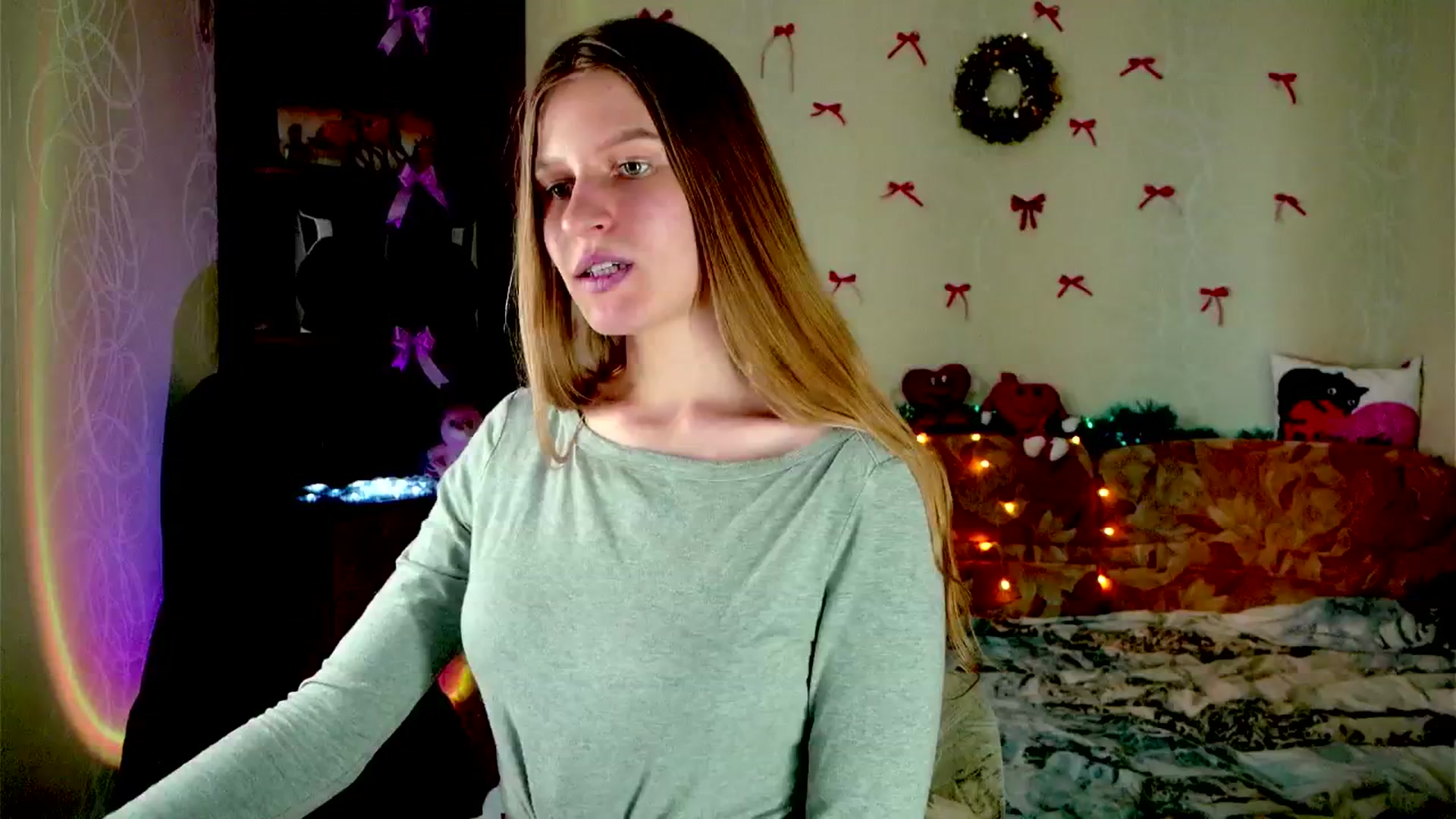 Gallery image thumbnail from Luna_evan's myfreecams stream on, 02/02/2026, 13:32 image 9 of 20