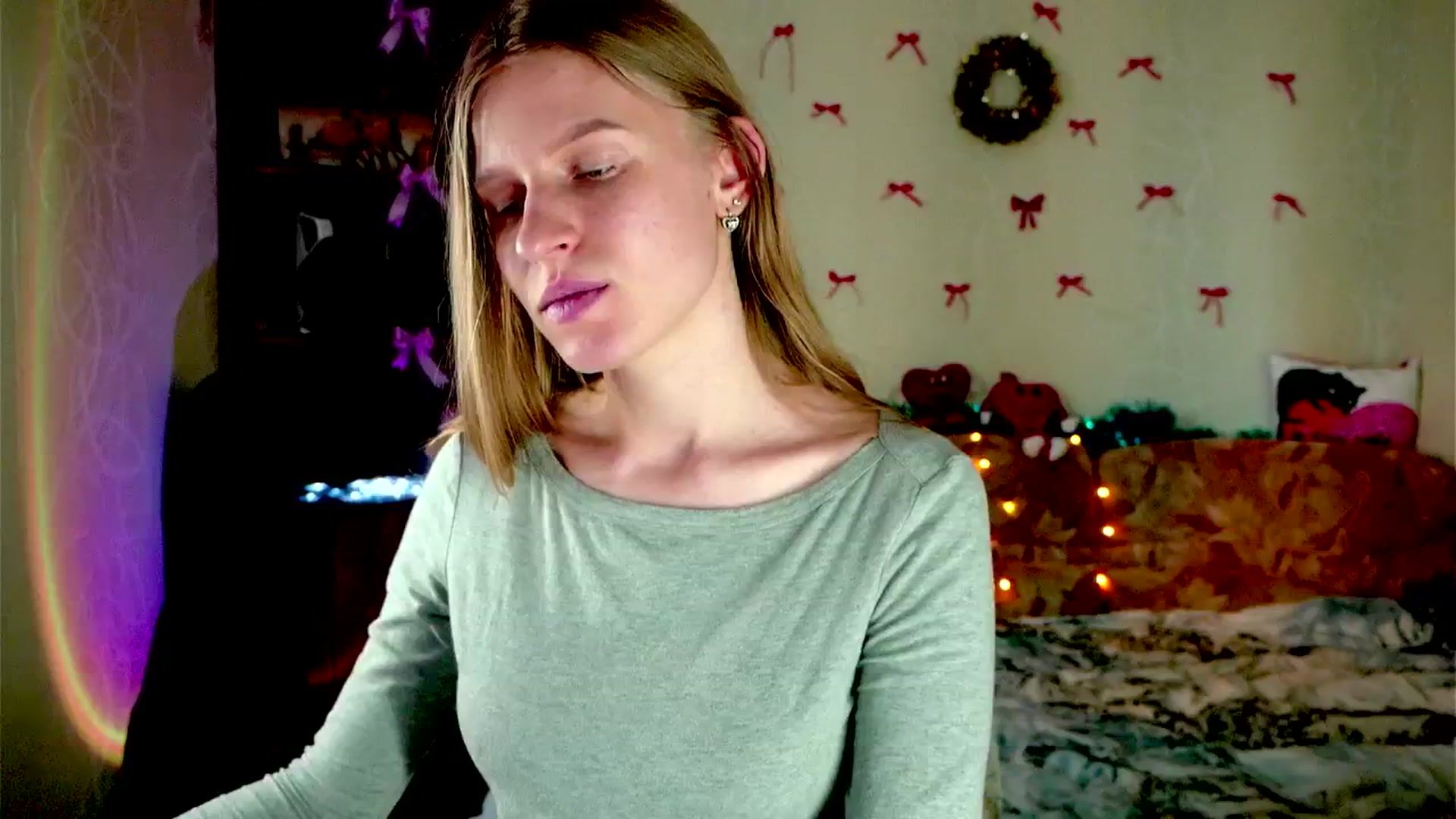 Gallery image thumbnail from Luna_evan's myfreecams stream on, 02/02/2026, 13:32 image 3 of 20