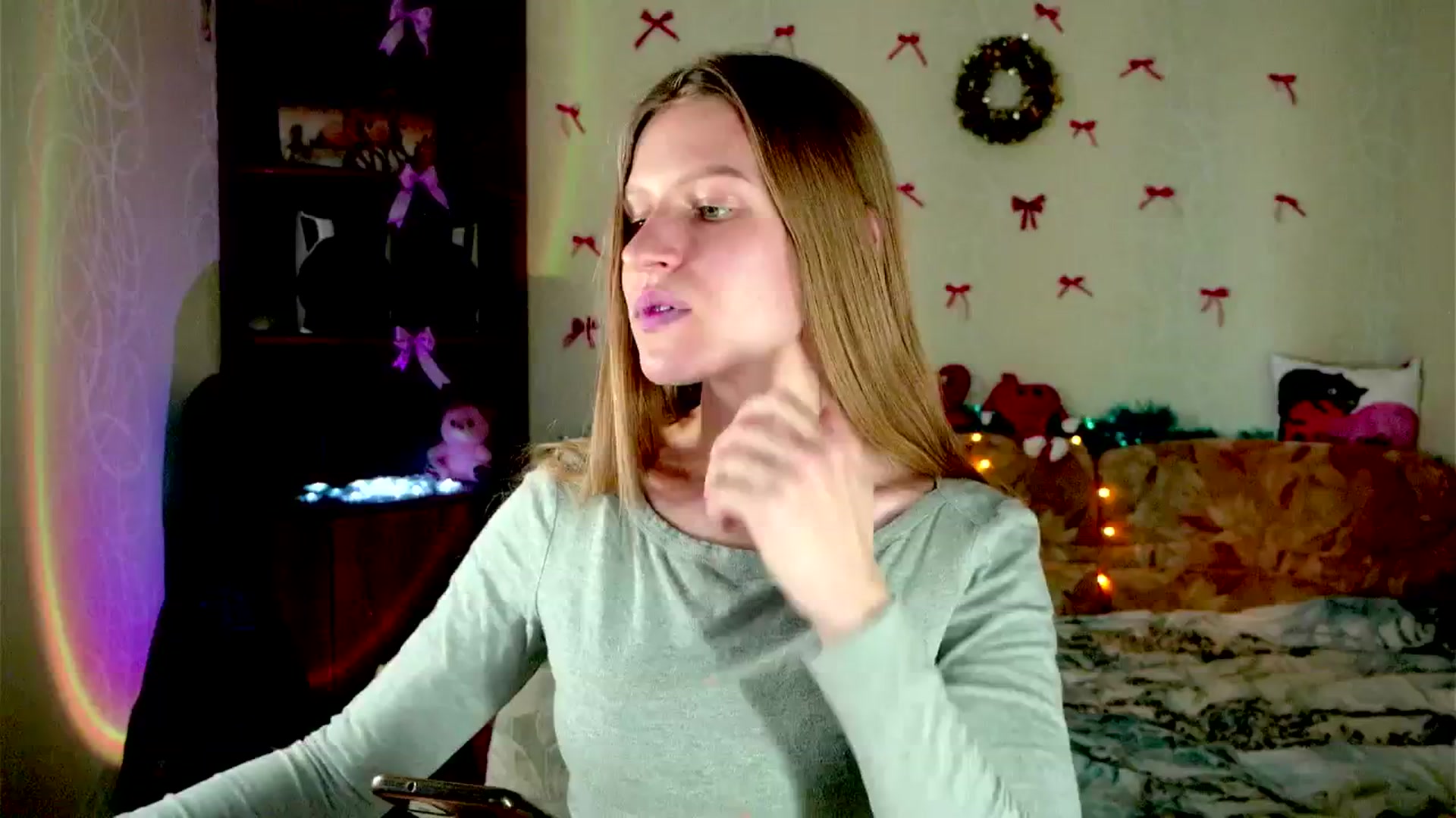 Gallery image thumbnail from Luna_evan's myfreecams stream on, 02/02/2026, 14:31 image 3 of 20