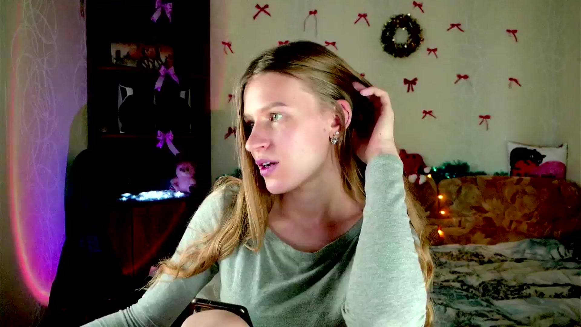 Gallery image thumbnail from Luna_evan's myfreecams stream on, 02/02/2026, 14:31 image 8 of 20