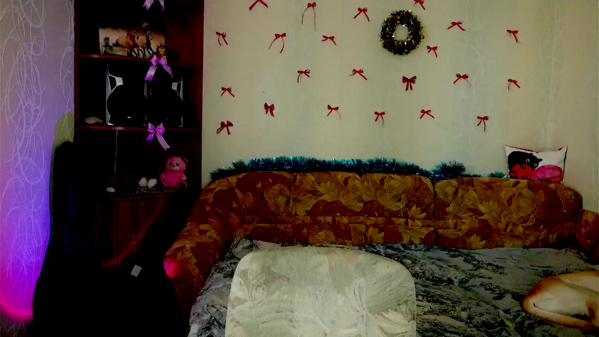 Gallery image thumbnail from Luna_evan's myfreecams stream on, 02/03/2026, 12:01 image 17 of 20
