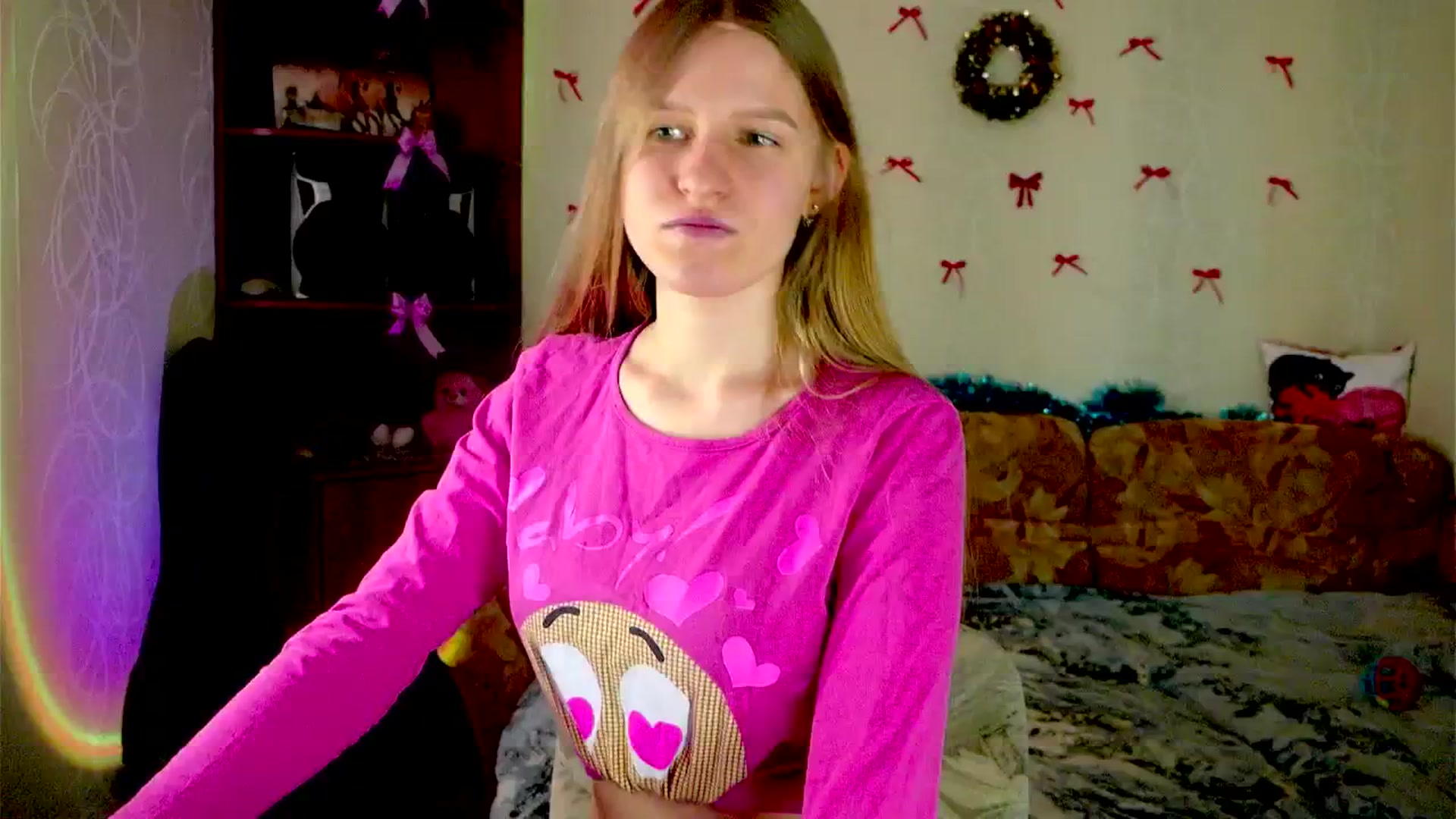 Gallery image thumbnail from Luna_evan's myfreecams stream on, 02/03/2026, 12:01 image 1 of 20