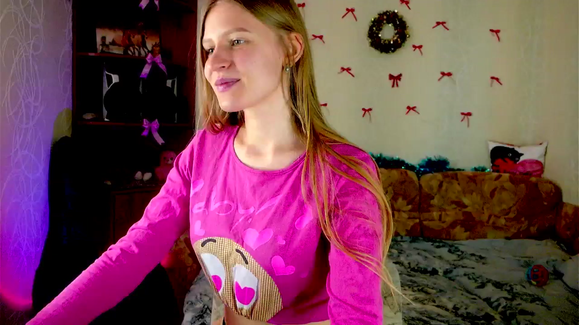 Gallery image thumbnail from Luna_evan's myfreecams stream on, 02/03/2026, 12:01 image 7 of 20