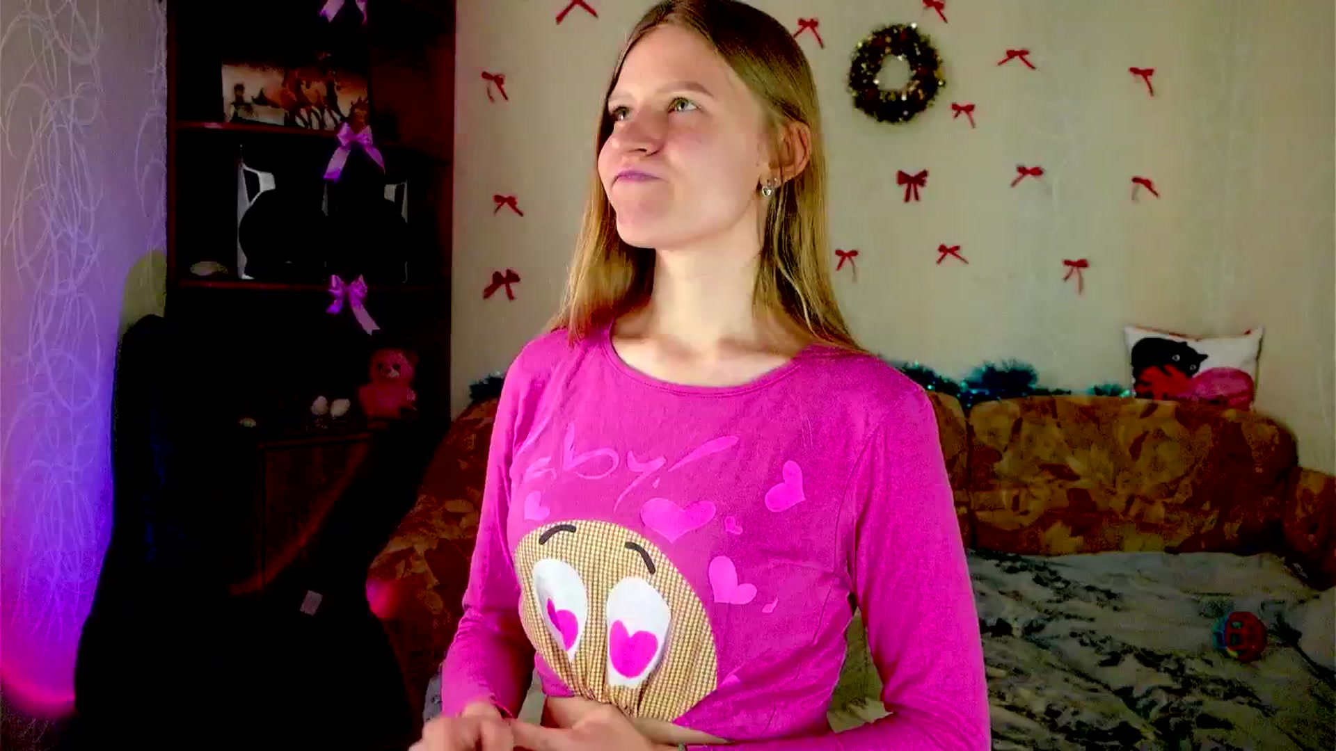 Gallery image thumbnail from Luna_evan's myfreecams stream on, 02/03/2026, 12:01 image 8 of 20