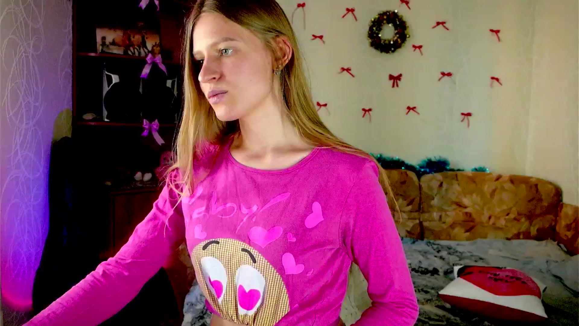 Gallery image thumbnail from Luna_evan's myfreecams stream on, 02/03/2026, 12:01 image 19 of 20