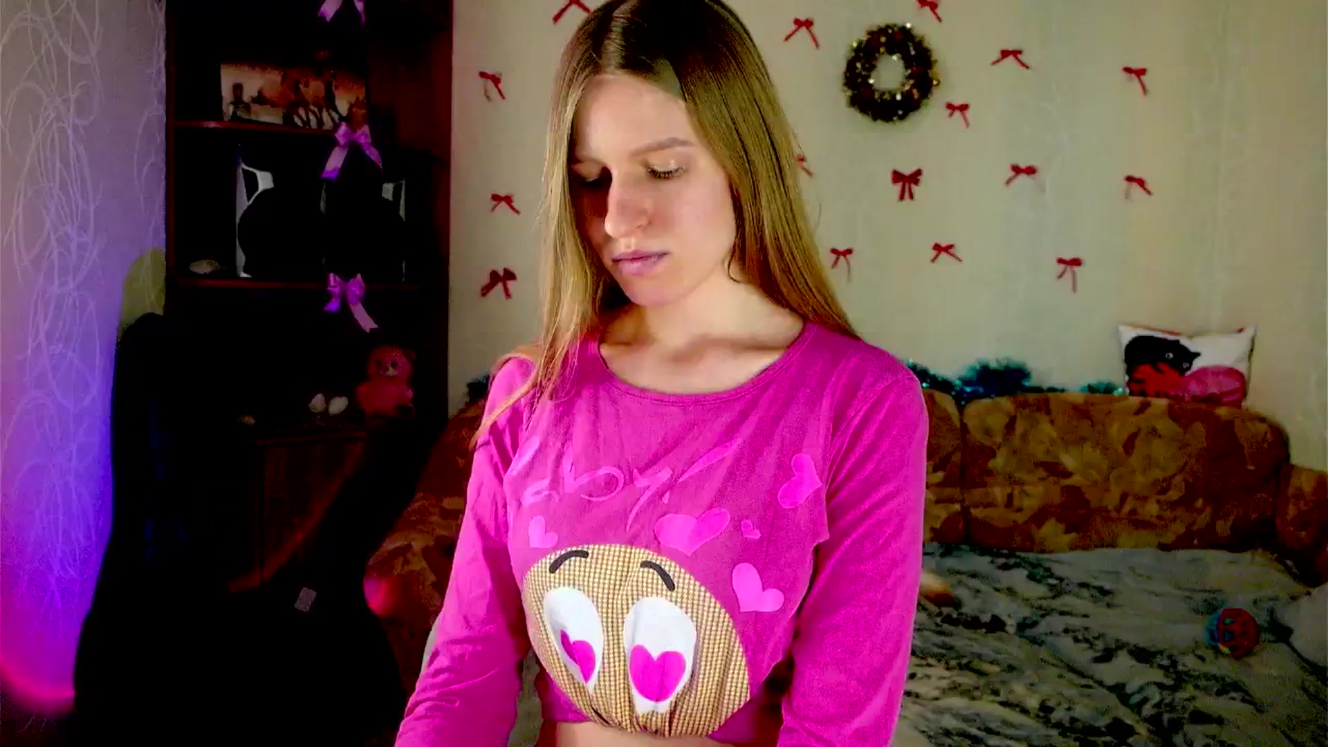Gallery image thumbnail from Luna_evan's myfreecams stream on, 02/03/2026, 12:01 image 13 of 20