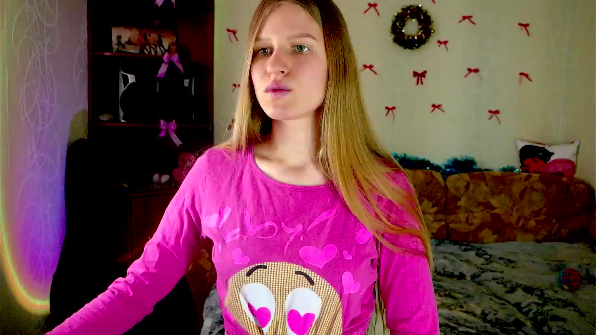 Gallery image thumbnail from Luna_evan's myfreecams stream on, 02/03/2026, 12:01 image 2 of 20
