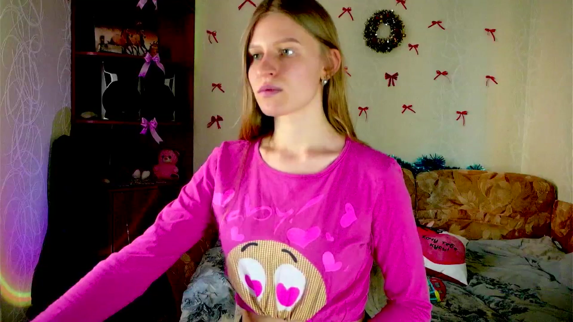 Gallery image thumbnail from Luna_evan's myfreecams stream on, 02/03/2026, 12:21 image 9 of 20