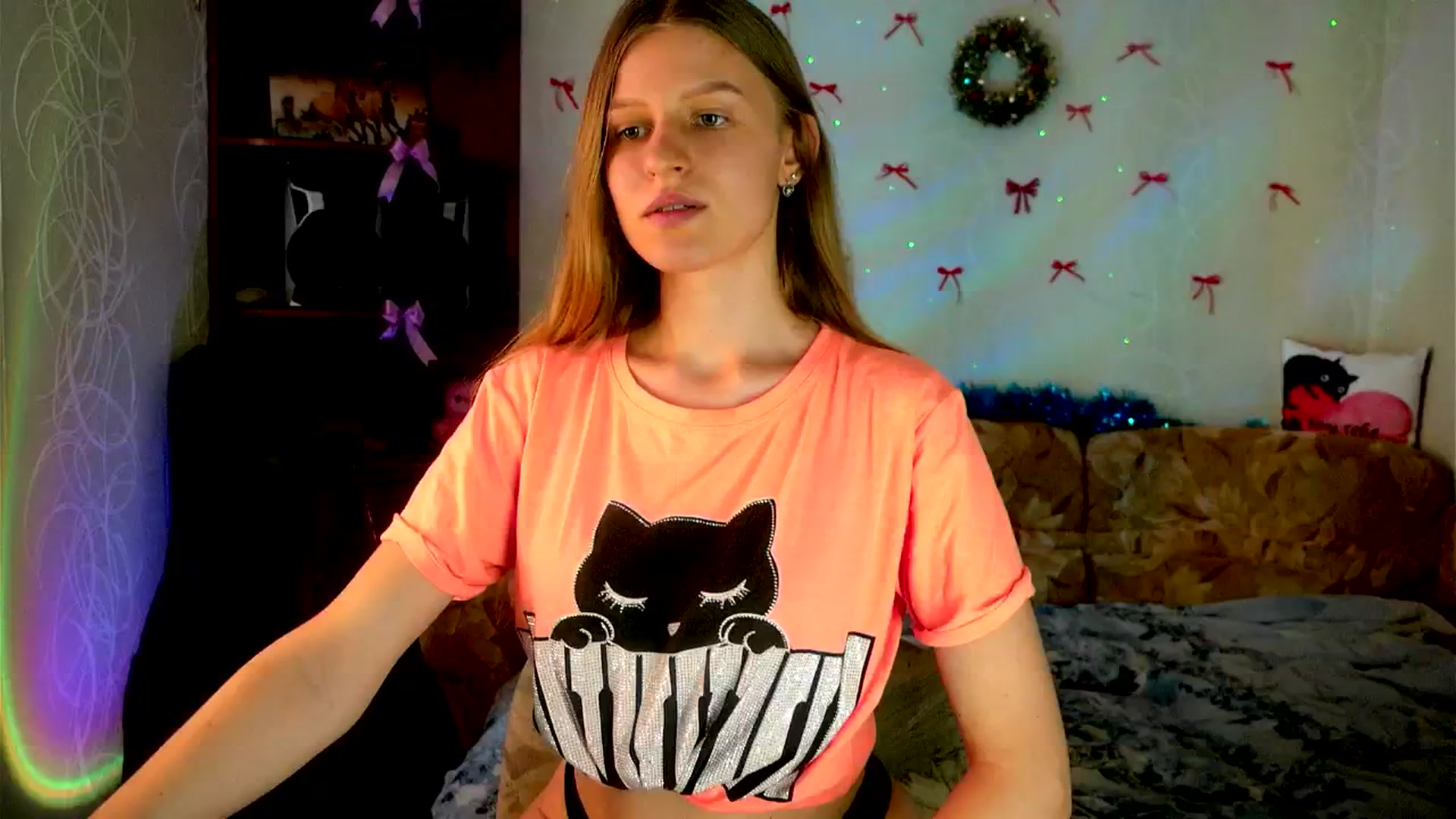 Gallery image thumbnail from Luna_evan's myfreecams stream on, 02/09/2026, 12:22 image 7 of 20