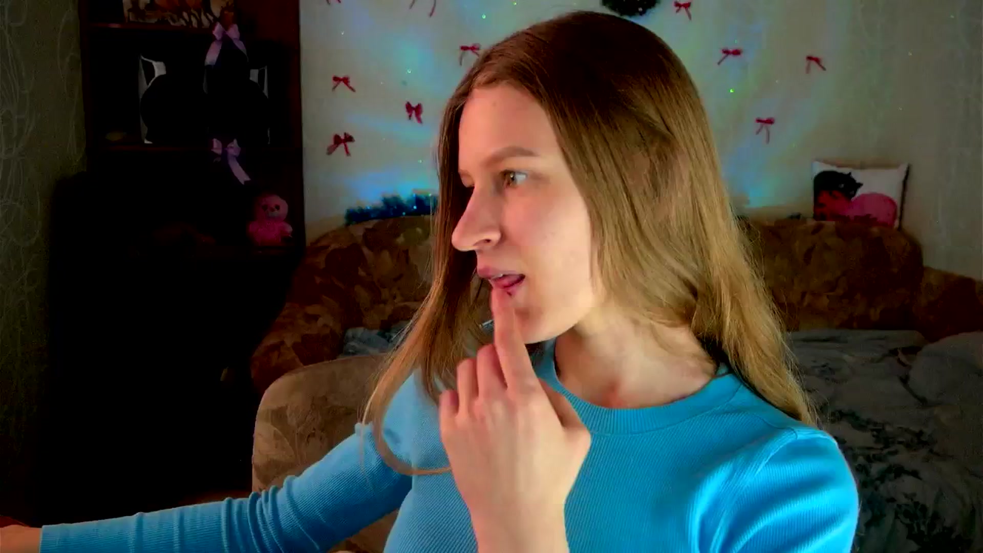 Gallery image thumbnail from Luna_evan's myfreecams stream on, 02/10/2026, 10:12 image 15 of 20