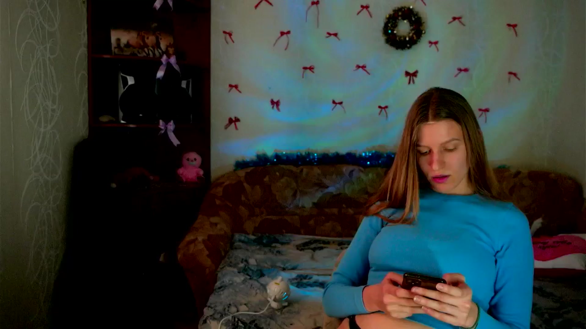 Gallery image thumbnail from Luna_evan's myfreecams stream on, 02/10/2026, 12:42 image 10 of 20