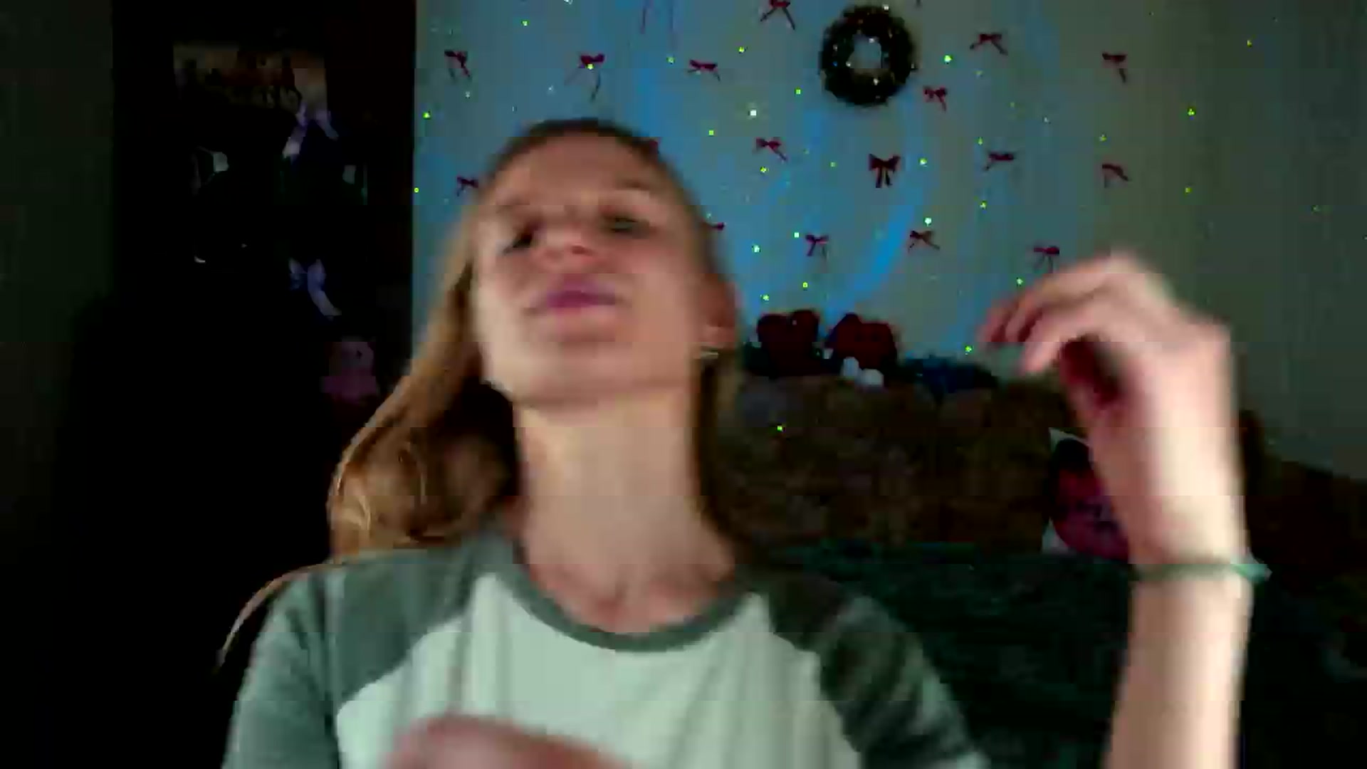 Gallery image thumbnail from Luna_evan's myfreecams stream on, 02/16/2026, 14:36 image 10 of 20