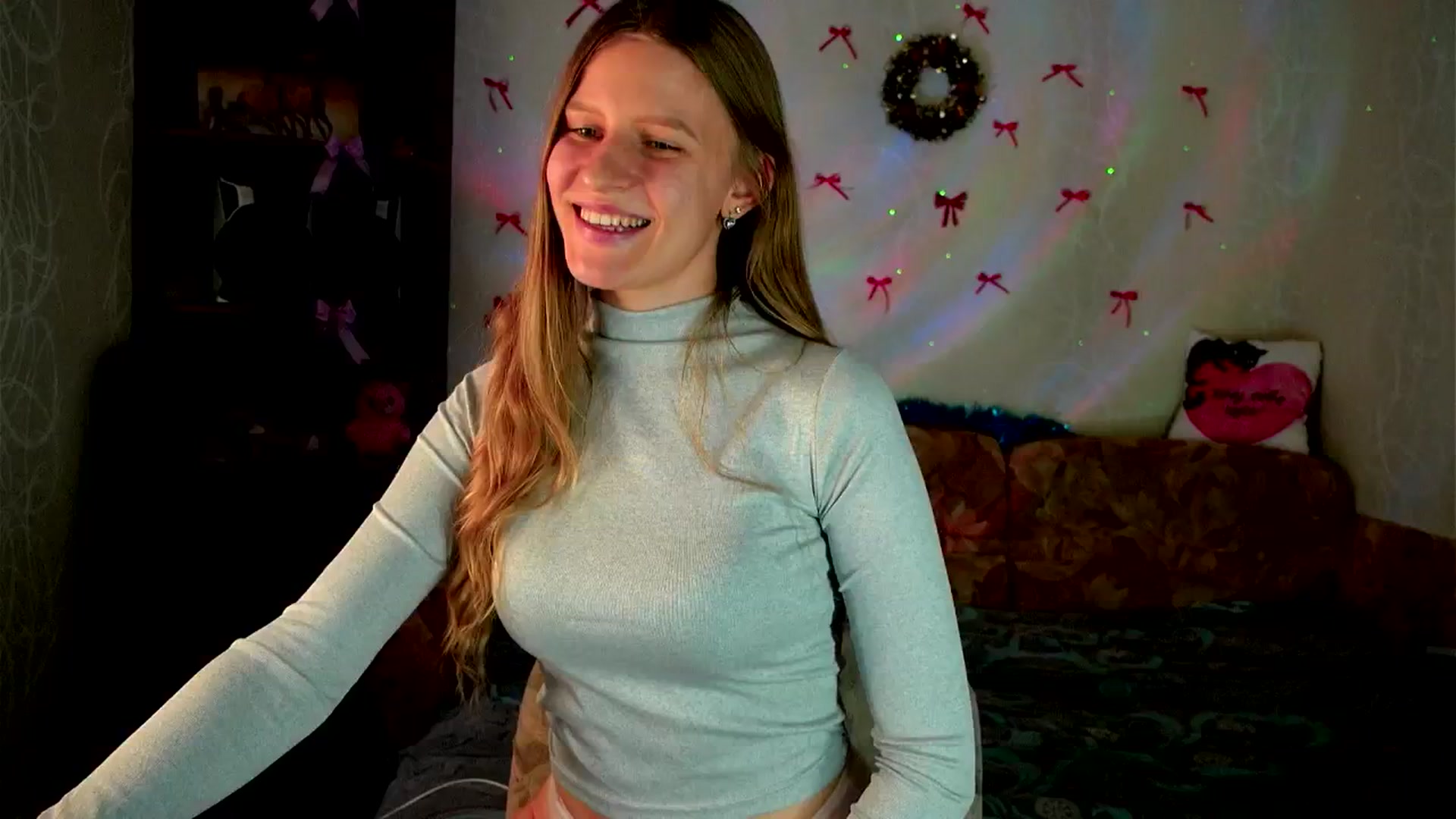 Gallery image thumbnail from Luna_evan's myfreecams stream on, 02/17/2026, 11:13 image 19 of 20