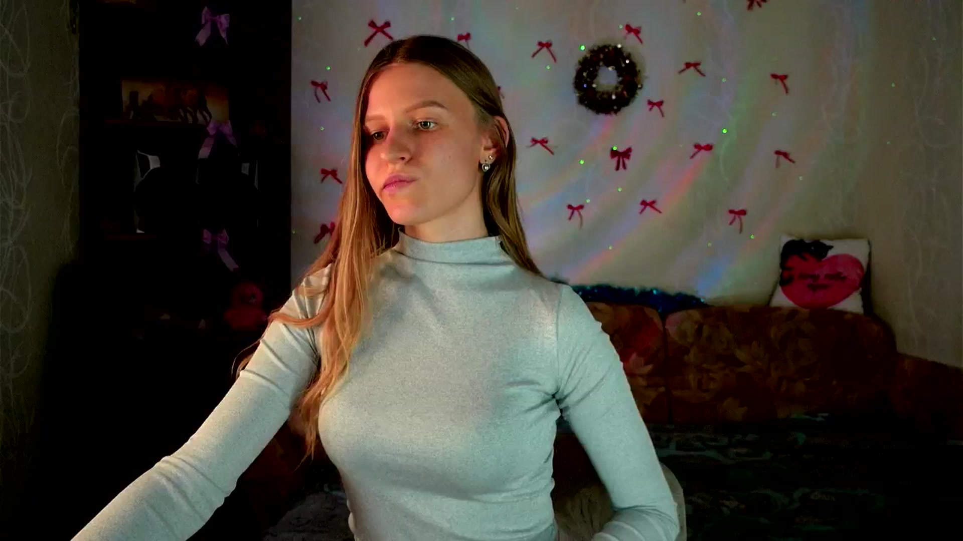 Gallery image thumbnail from Luna_evan's myfreecams stream on, 02/17/2026, 11:55 image 10 of 20
