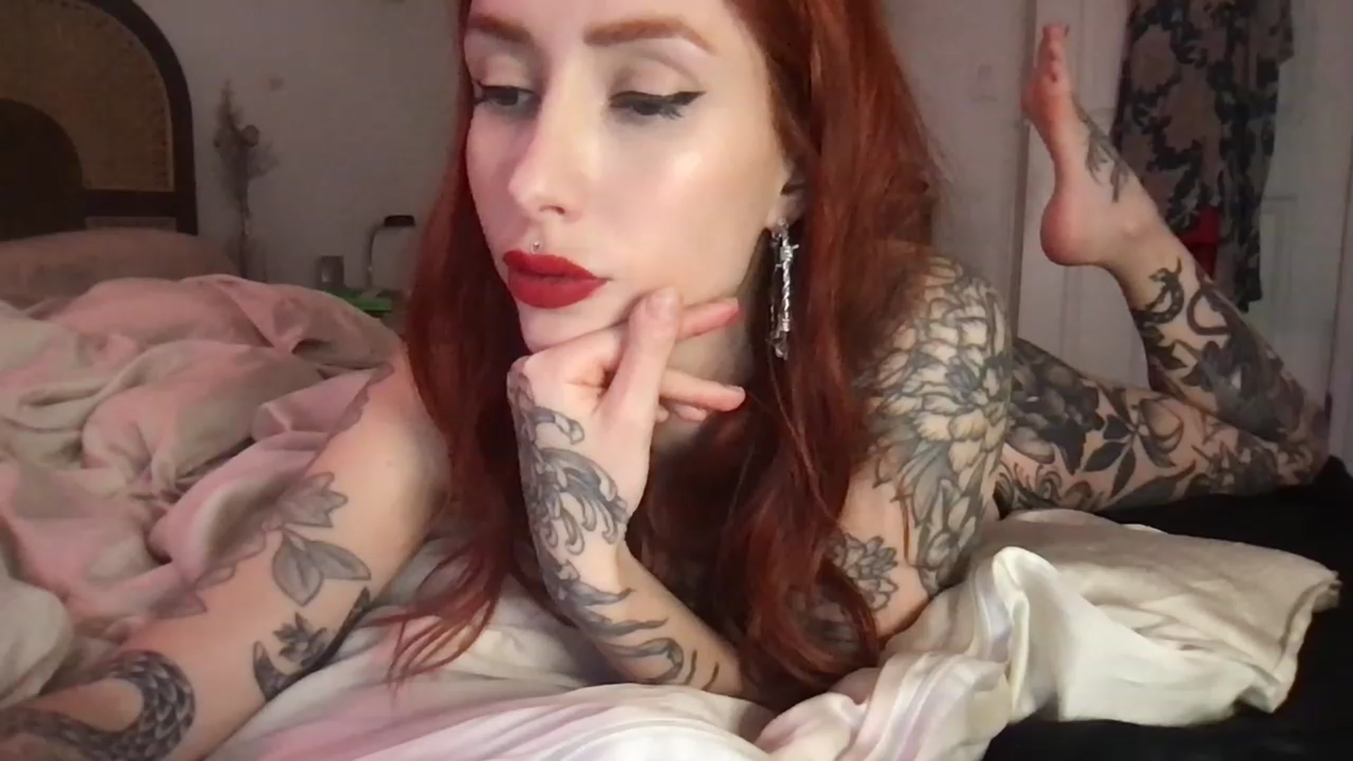 Gallery image thumbnail from Luna_luck's myfreecams stream on, 01/11/2023, 01:01 image 20 of 20