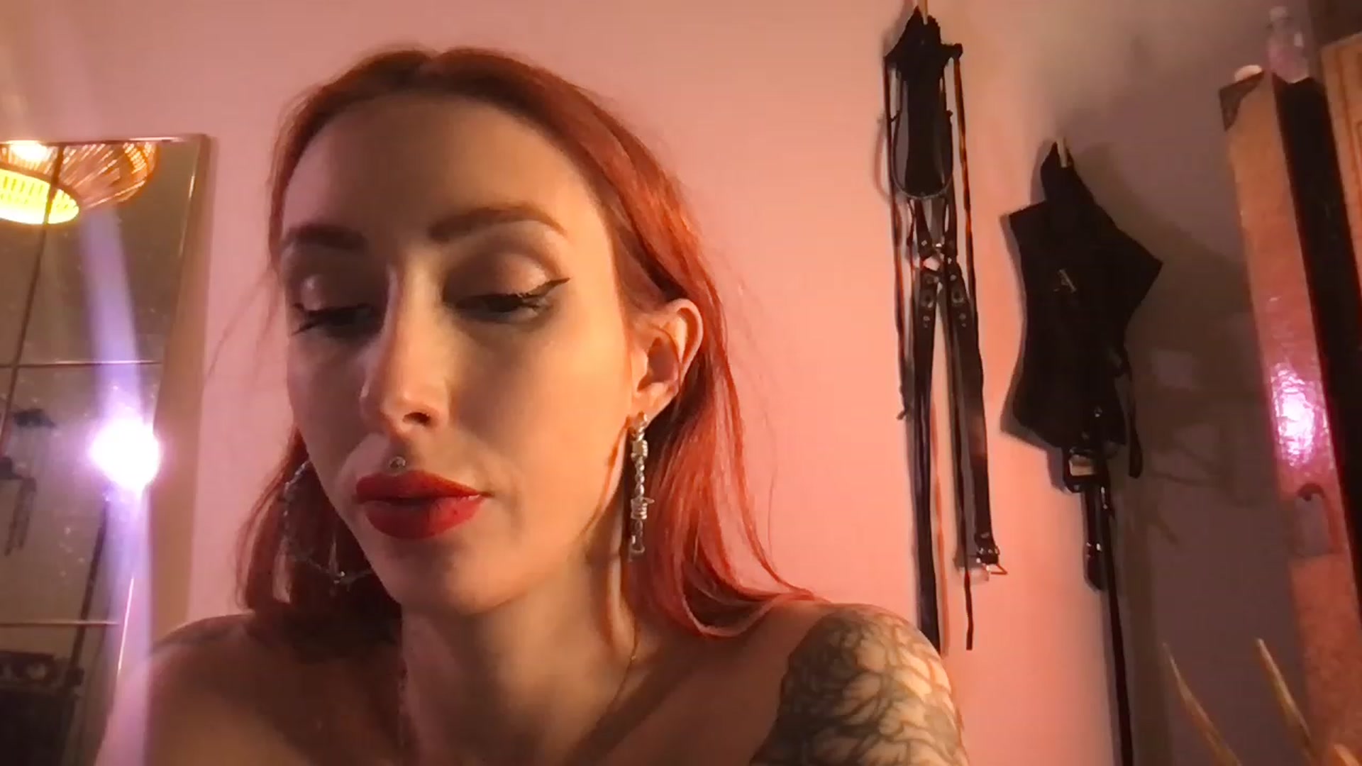 Gallery image thumbnail from Luna_luck's myfreecams stream on, 02/04/2023, 01:31 image 10 of 20