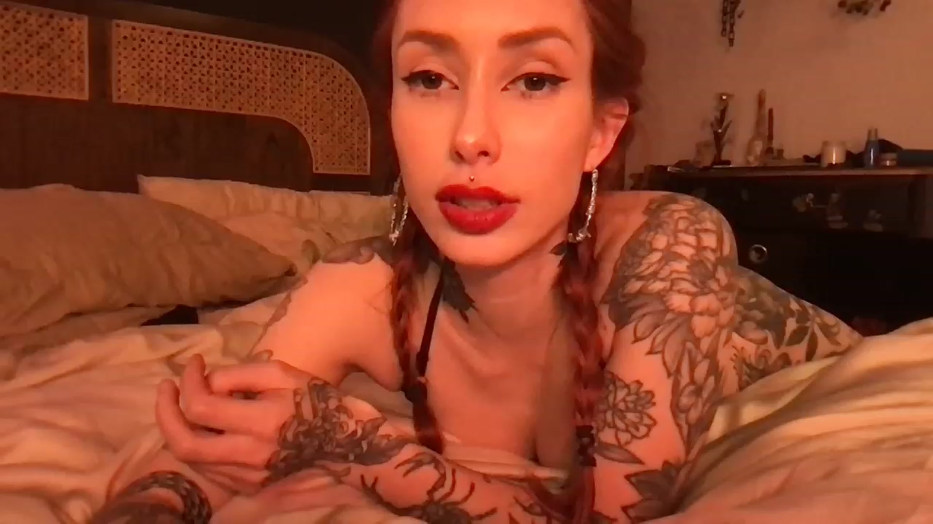 Gallery image thumbnail from Luna_luck's myfreecams stream on, 03/23/2023, 05:13 image 18 of 20