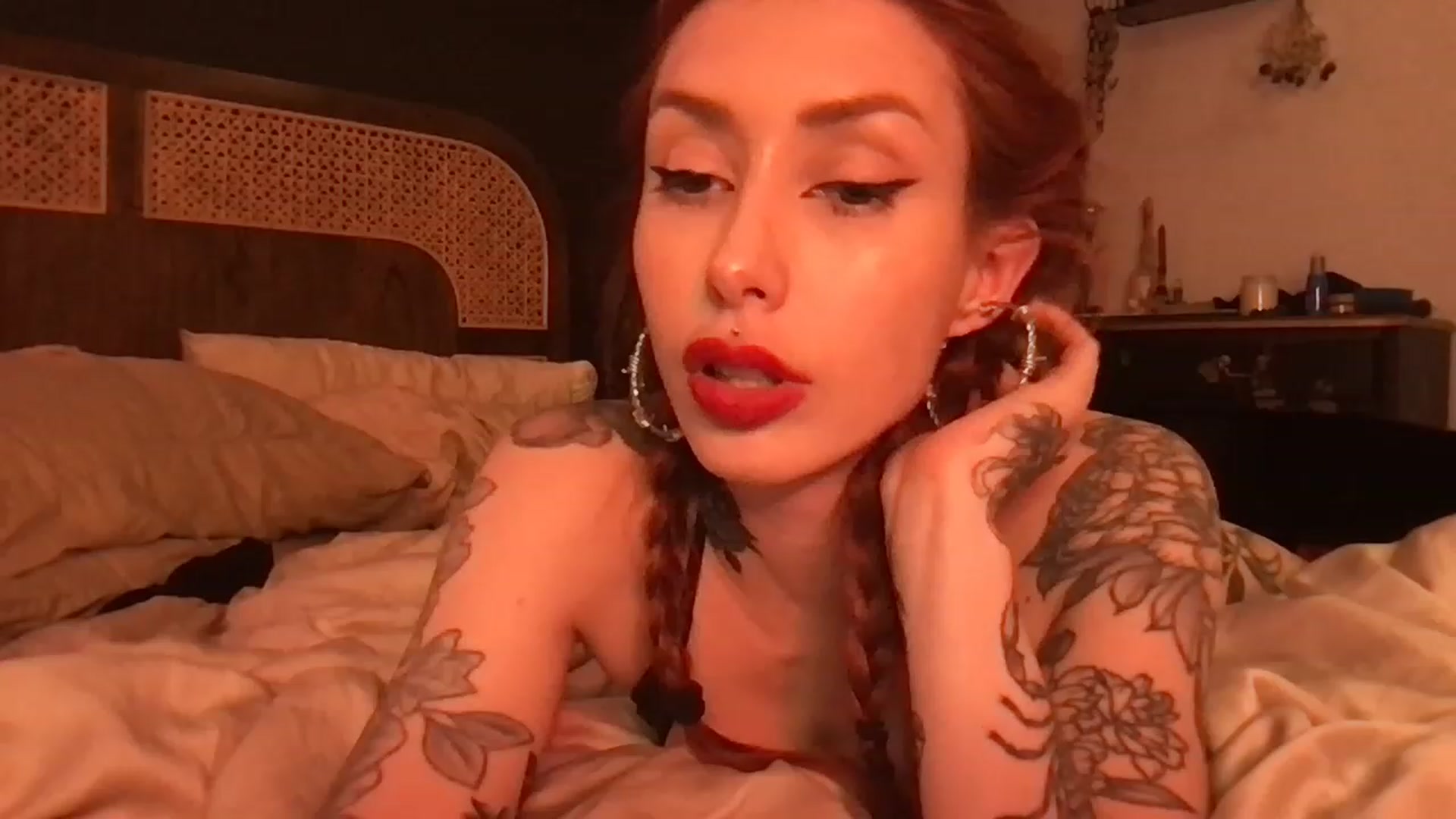 Gallery image thumbnail from Luna_luck's myfreecams stream on, 03/23/2023, 05:13 image 11 of 20