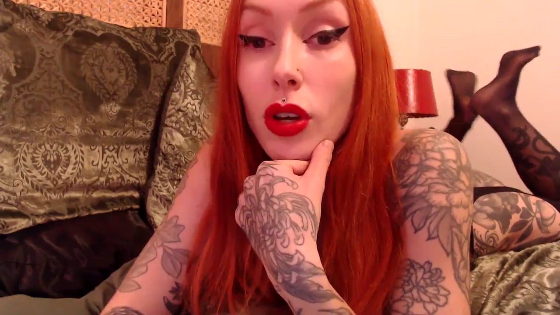 Gallery image thumbnail from Luna_luck's myfreecams stream on, 12/06/2024, 24:02 image 7 of 20
