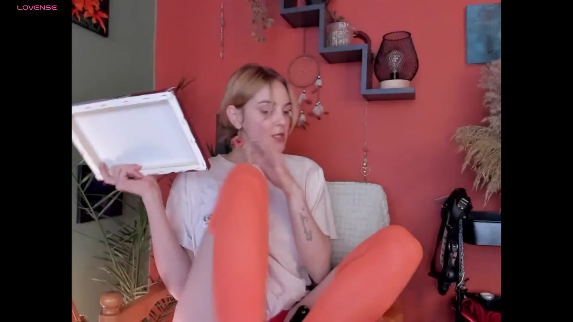 Gallery image thumbnail from Luna_maua's myfreecams stream on, 09/28/2025, 12:39 image 9 of 20