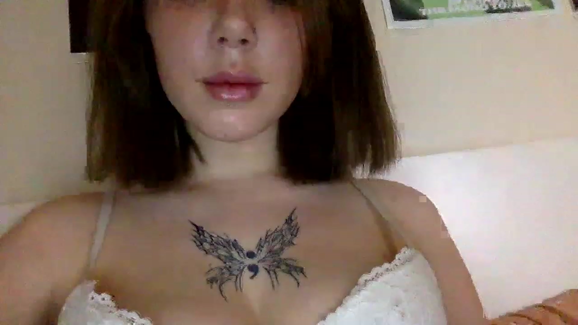 Gallery image thumbnail from Lunaaxoxo's myfreecams stream on, 03/08/2023, 09:13 image 13 of 20
