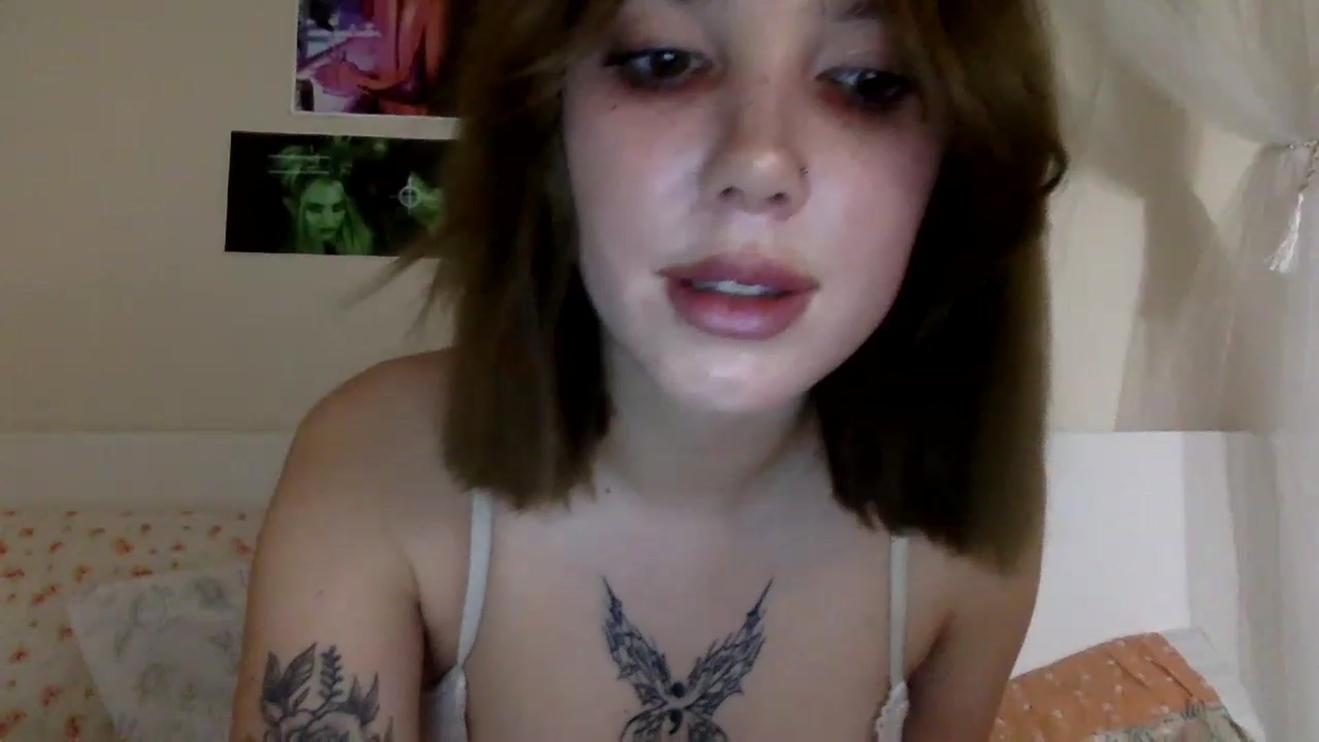 Gallery image thumbnail from Lunaaxoxo's myfreecams stream on, 03/10/2023, 10:29 image 19 of 20