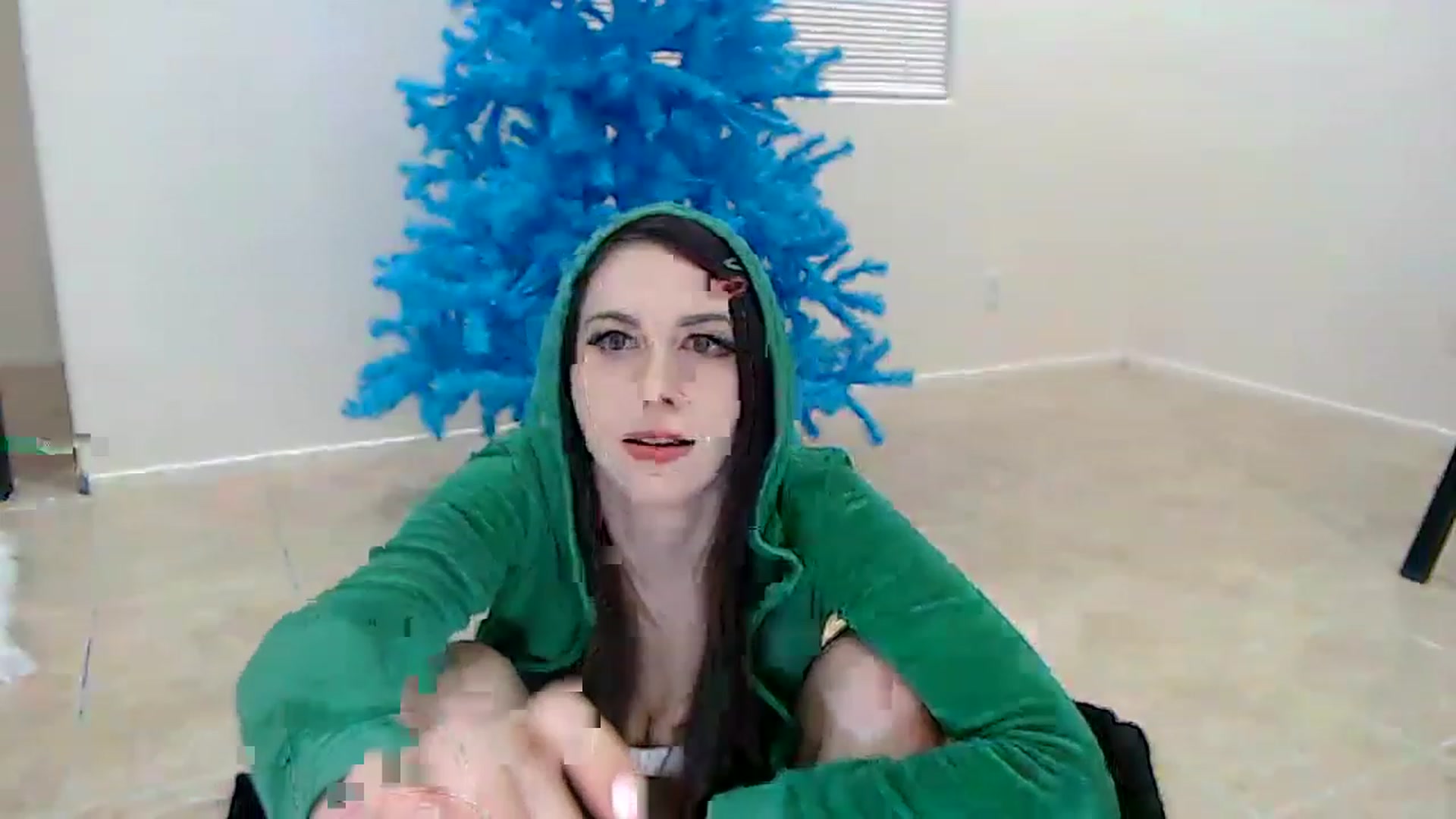 Gallery image thumbnail from Lunackitsuen's myfreecams stream on, 12/11/2022, 11:08 image 13 of 20