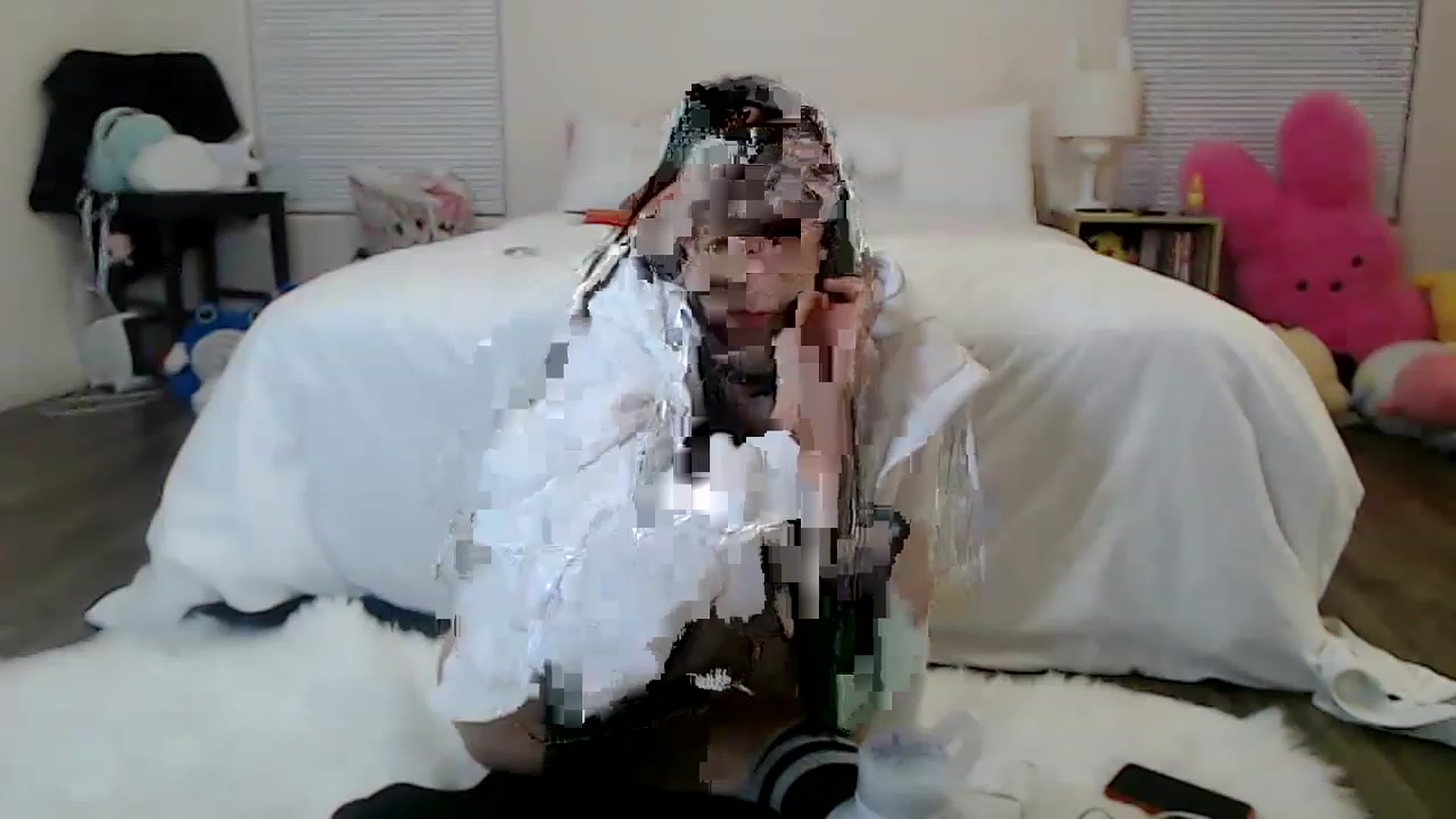 Gallery image thumbnail from Lunackitsuen's myfreecams stream on, 02/18/2023, 13:16 image 11 of 20