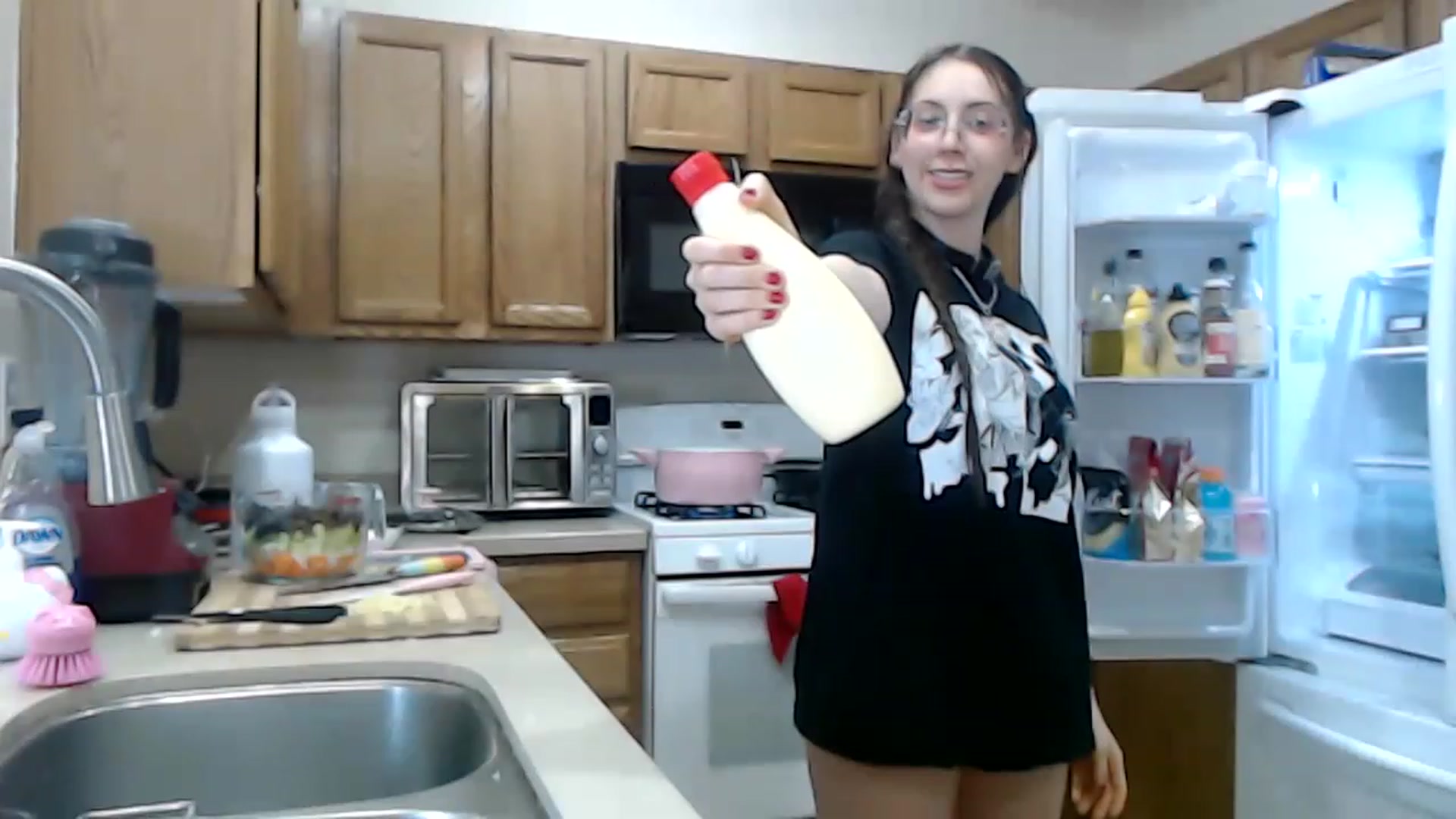Gallery image thumbnail from Lunackitsuen's myfreecams stream on, 05/04/2023, 10:52 image 15 of 20