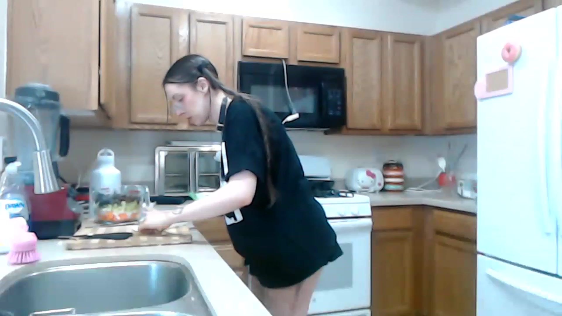 Gallery image thumbnail from Lunackitsuen's myfreecams stream on, 05/04/2023, 10:52 image 12 of 20